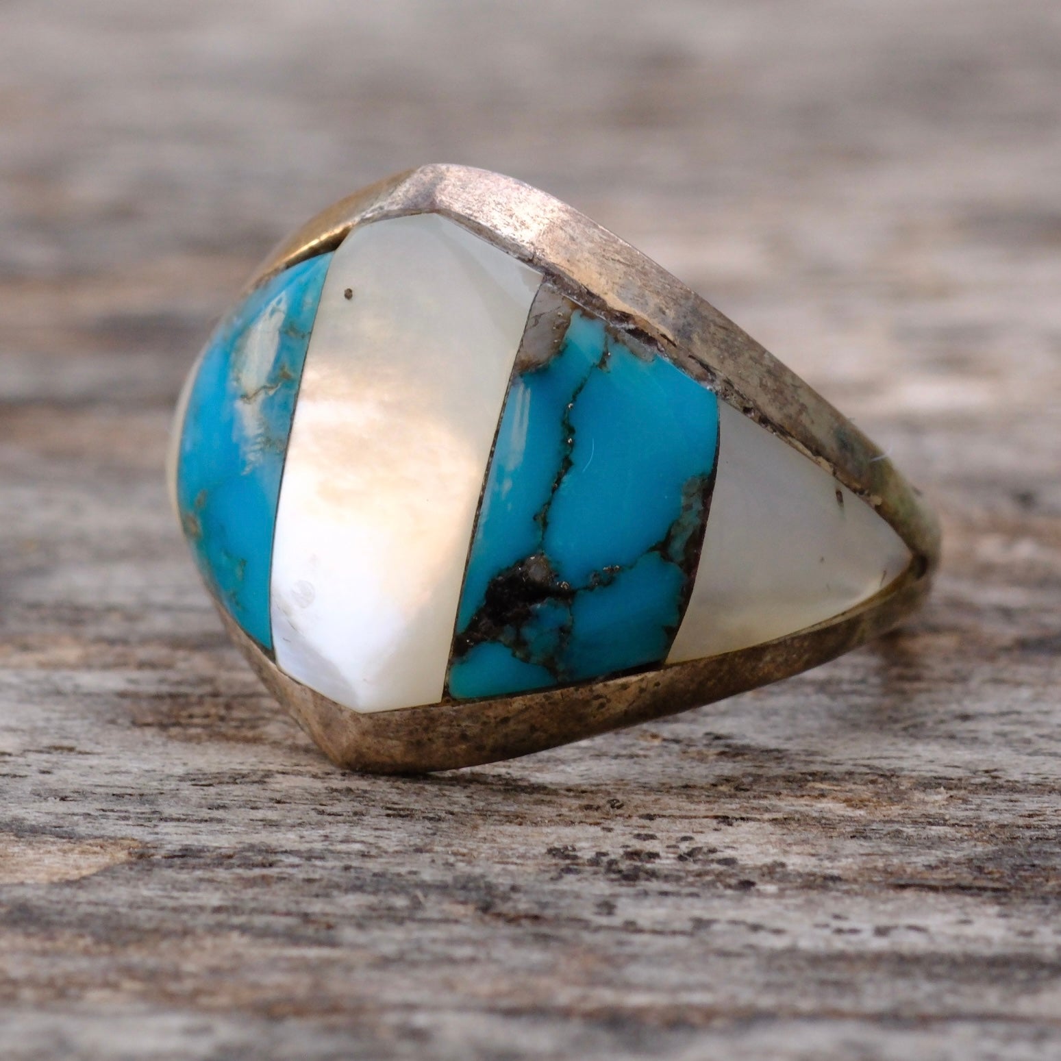 Vintage Sterling Turquoise and Mother Of Pearl Inlay Ring 7.25