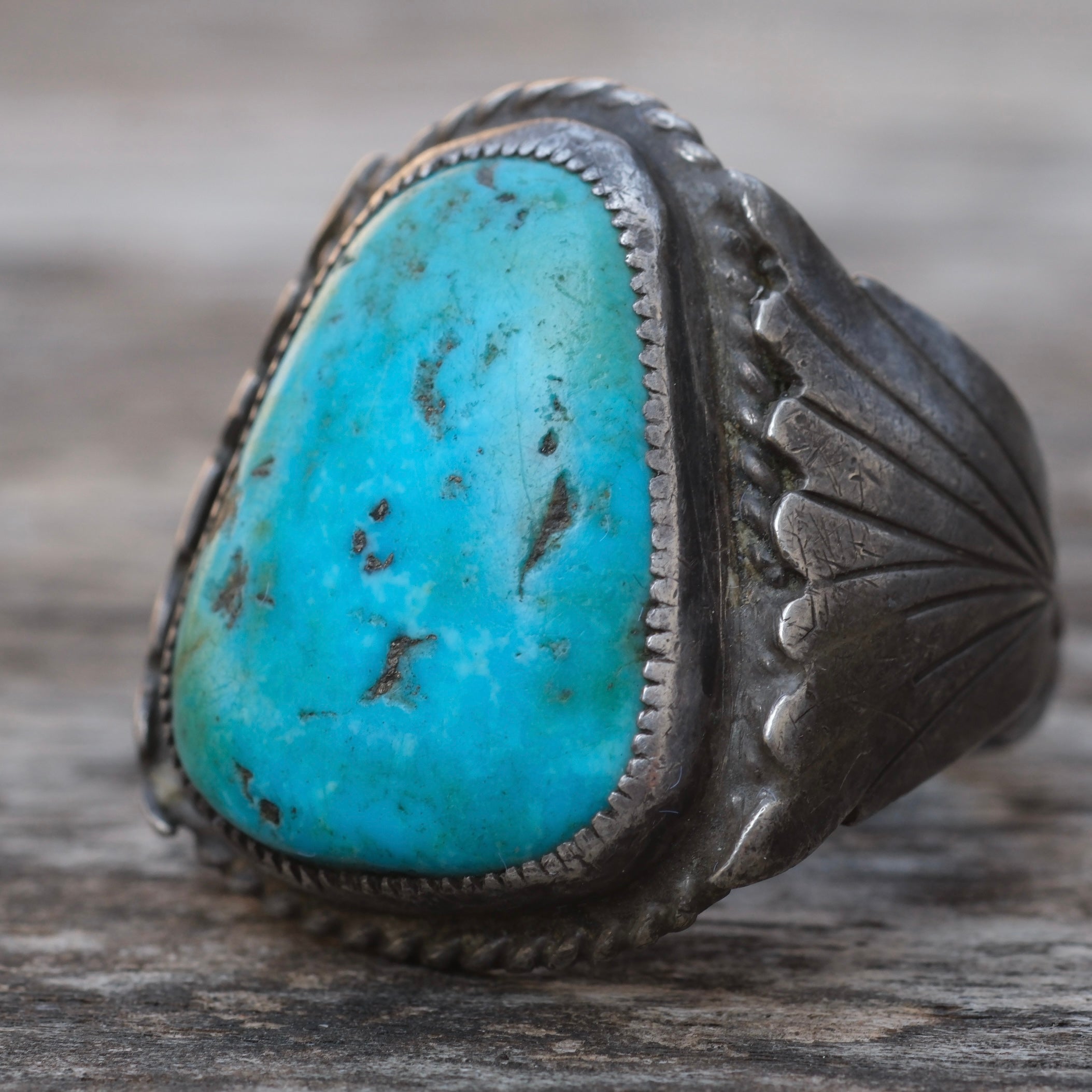 Vintage Sterling Turquoise Ribbed Band Ring 10.25