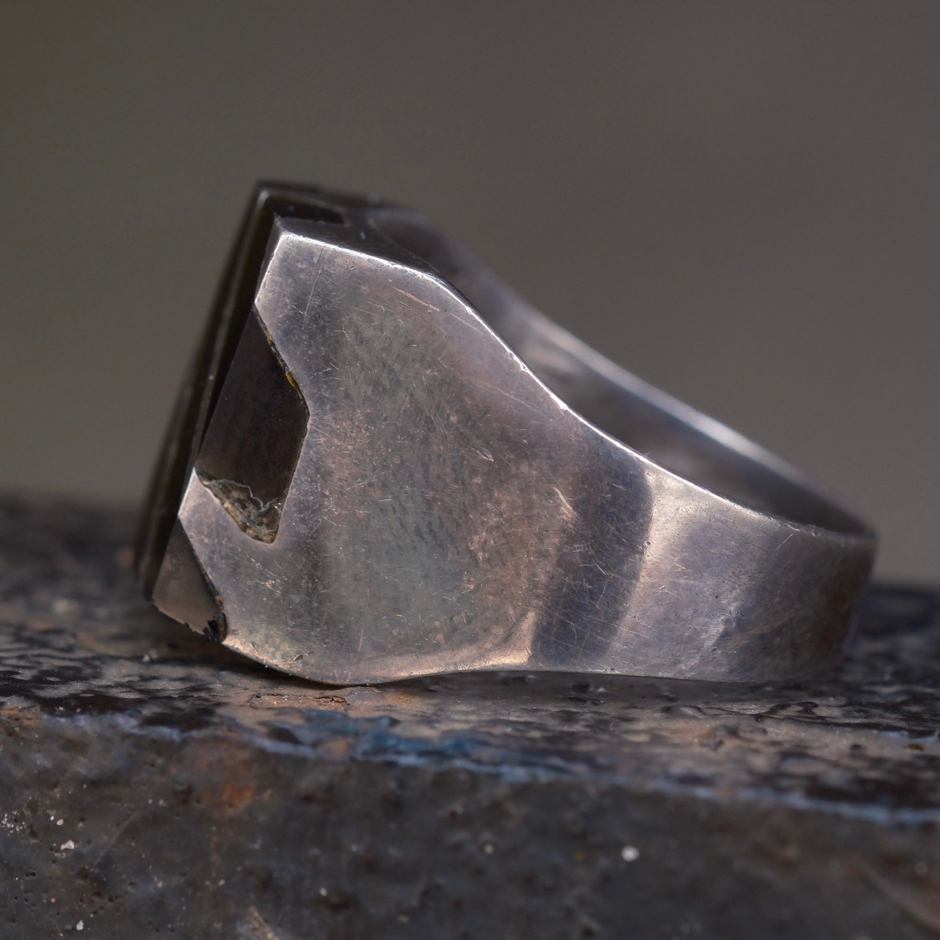 Vintage Sterling Onyx Inlay Striper Ring 10
