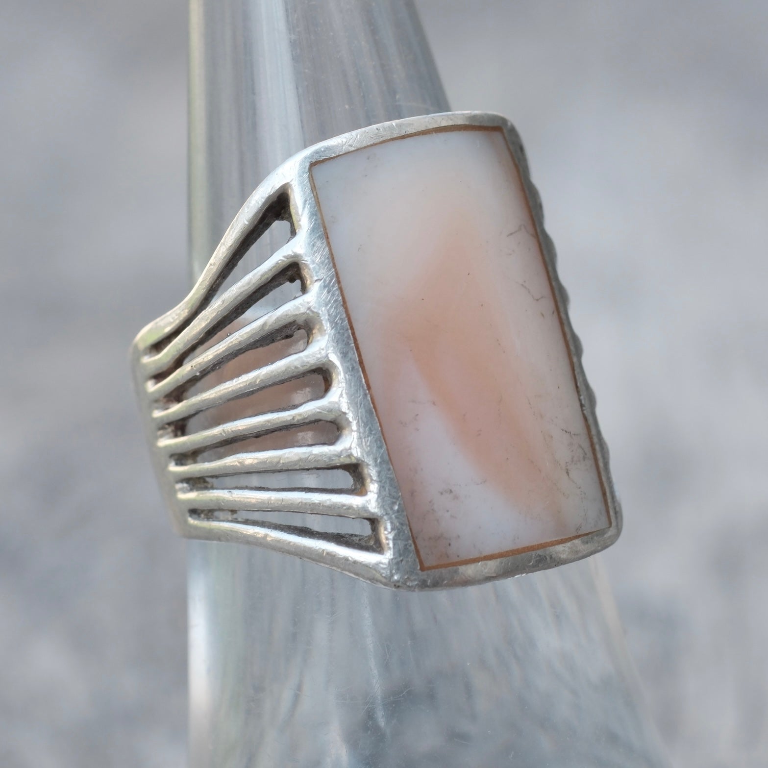 Vintage Sterling Mother Of Pearl Ring 6.75