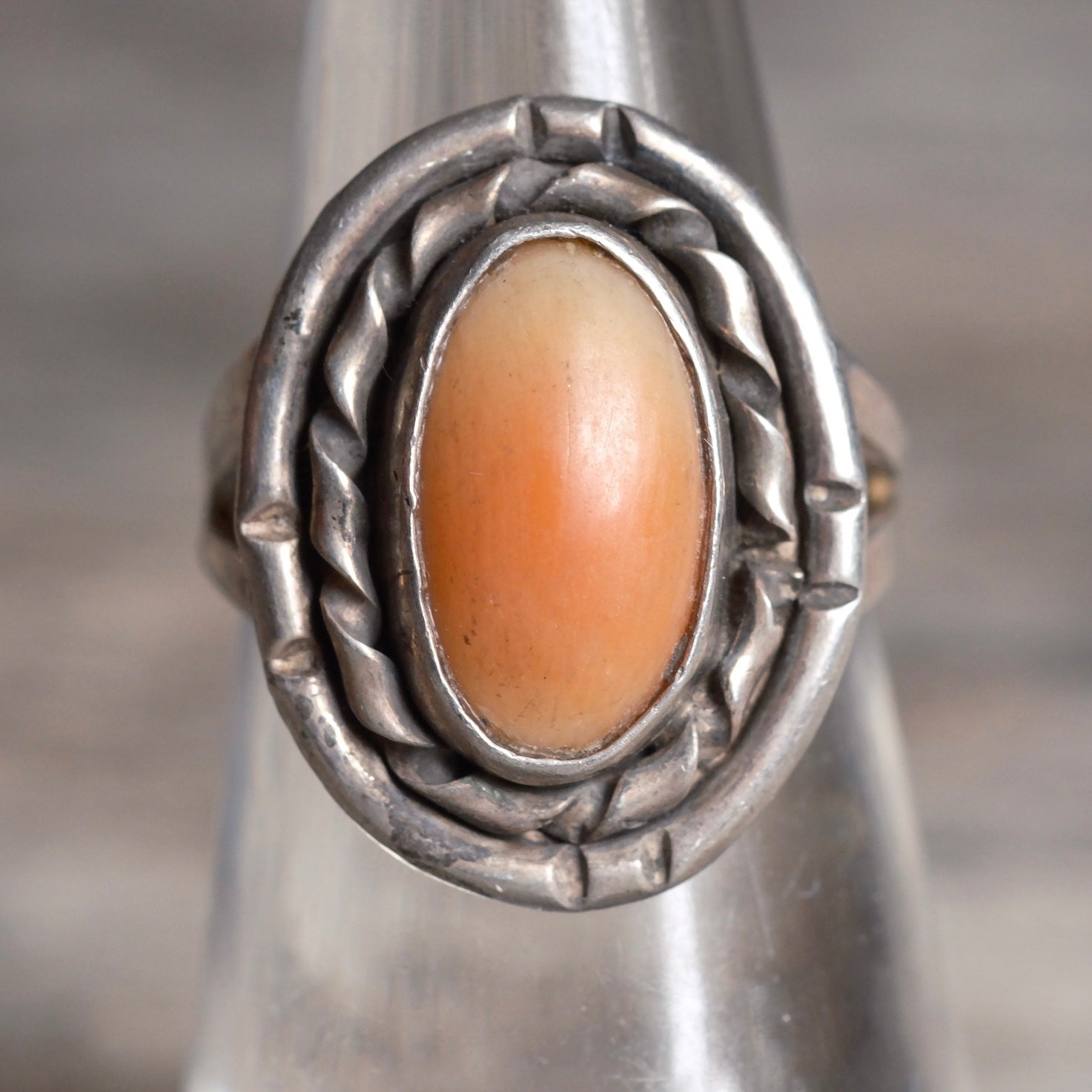 Vintage Sterling Spiny Oyster Roper Ring 6.25