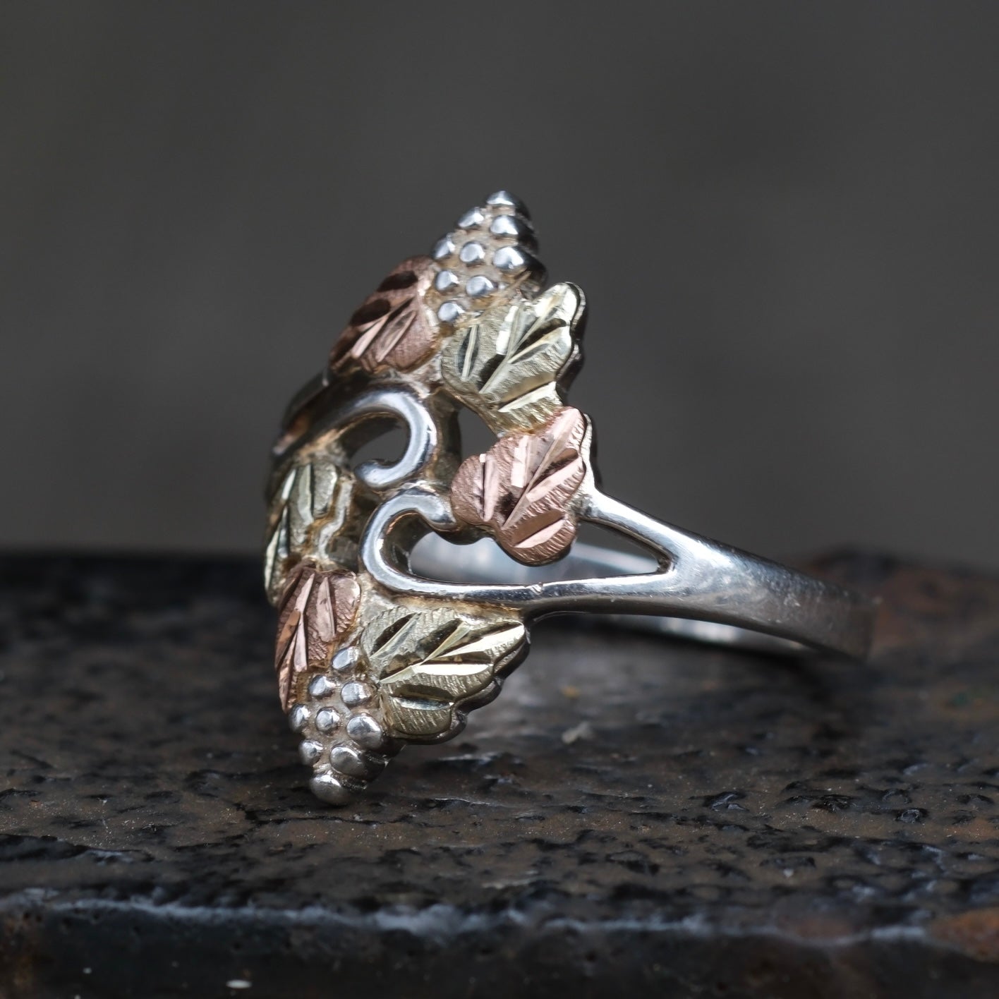 Vintage Sterling and Gold Leaf Ring 6.75