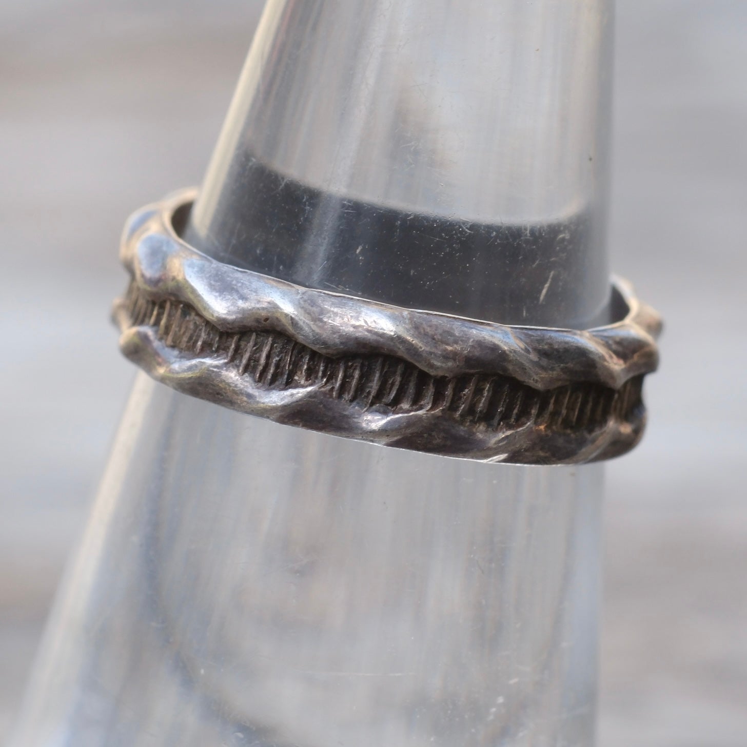 Vintage Sterling Pattern Band Ring 5