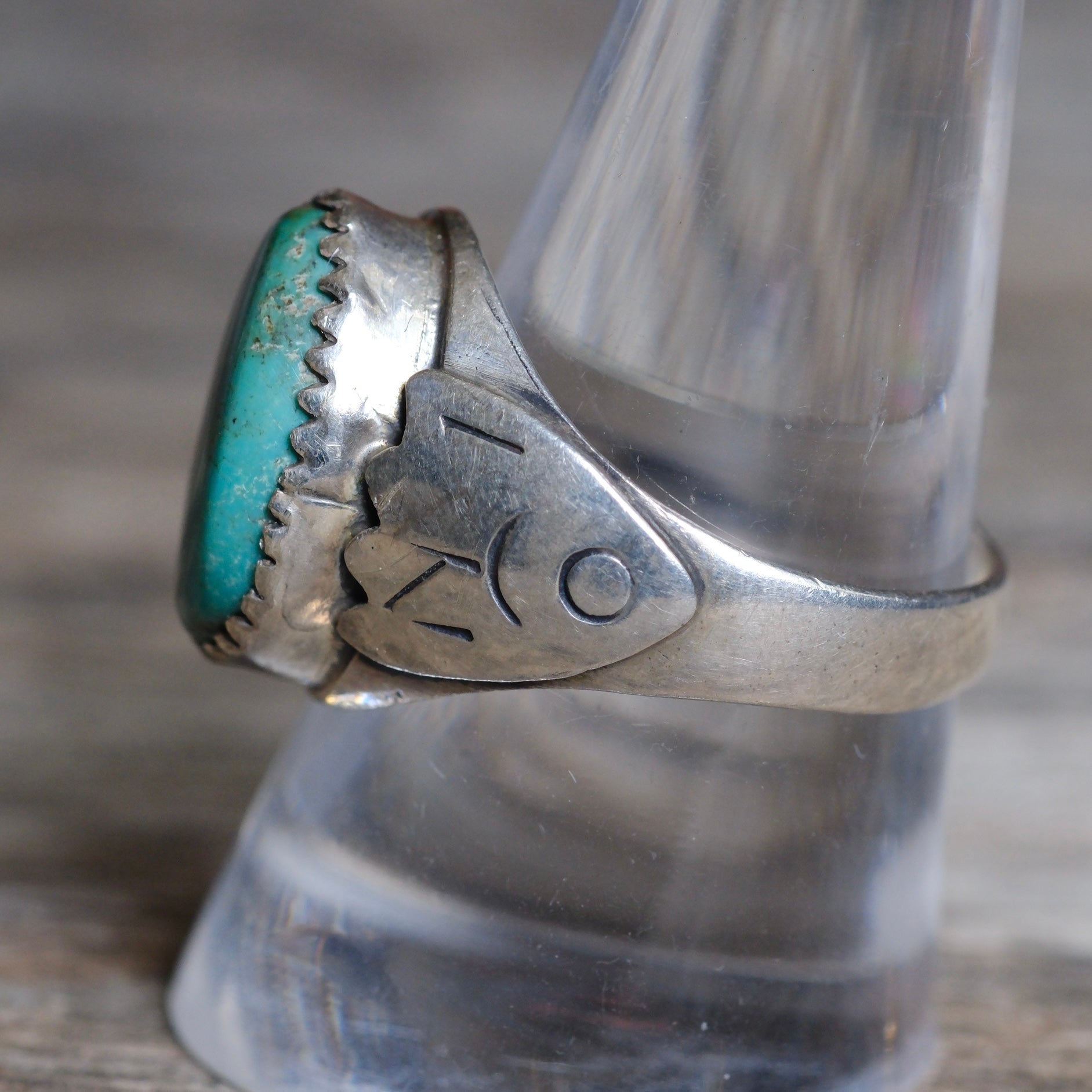 Vintage Sterling Turquoise Stamped Band Ring 9.5