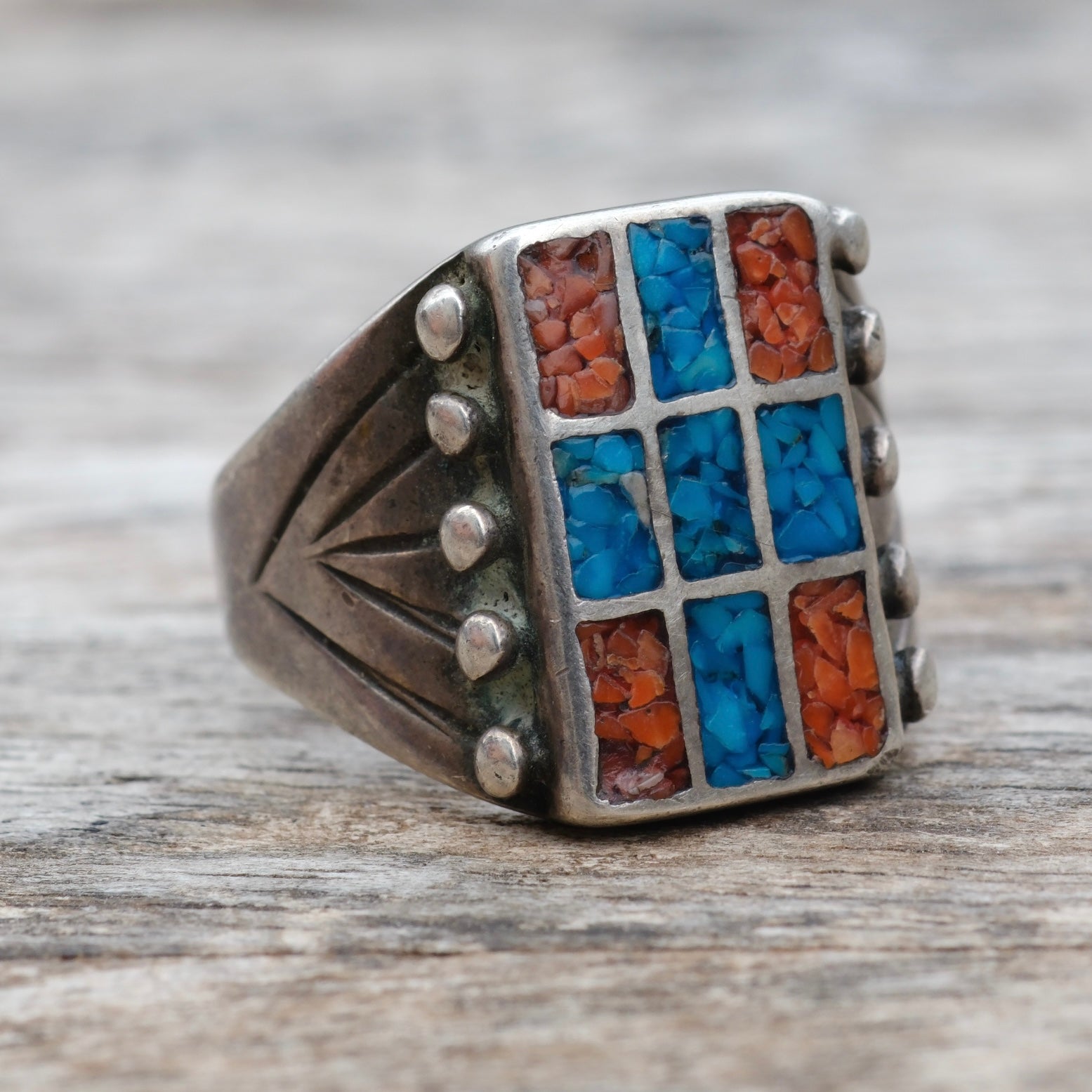 Vintage Sterling Crushed Turquoise and Coral Inlay Ring 8.25