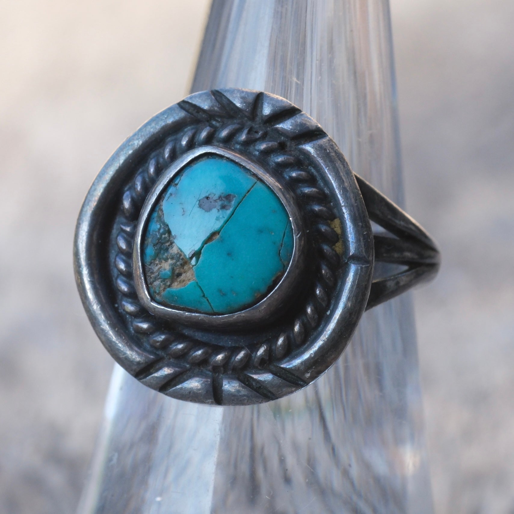 Vintage Sterling Turquoise Roper Ring 5.75