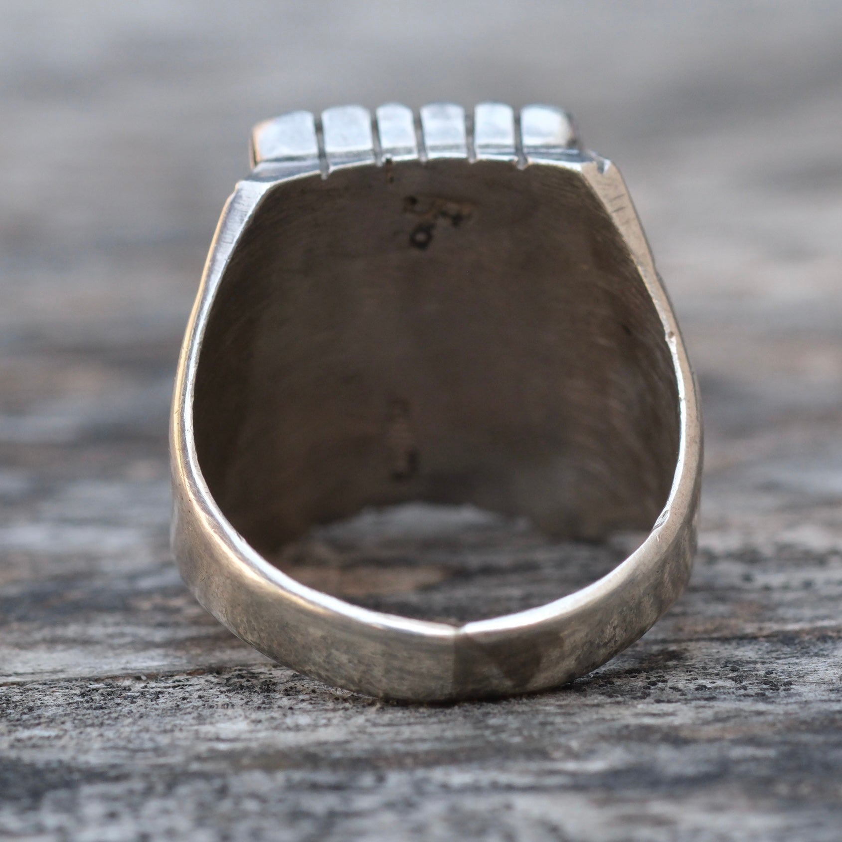 Vintage Sterling Onyx Ribbed Band Ring 10.5