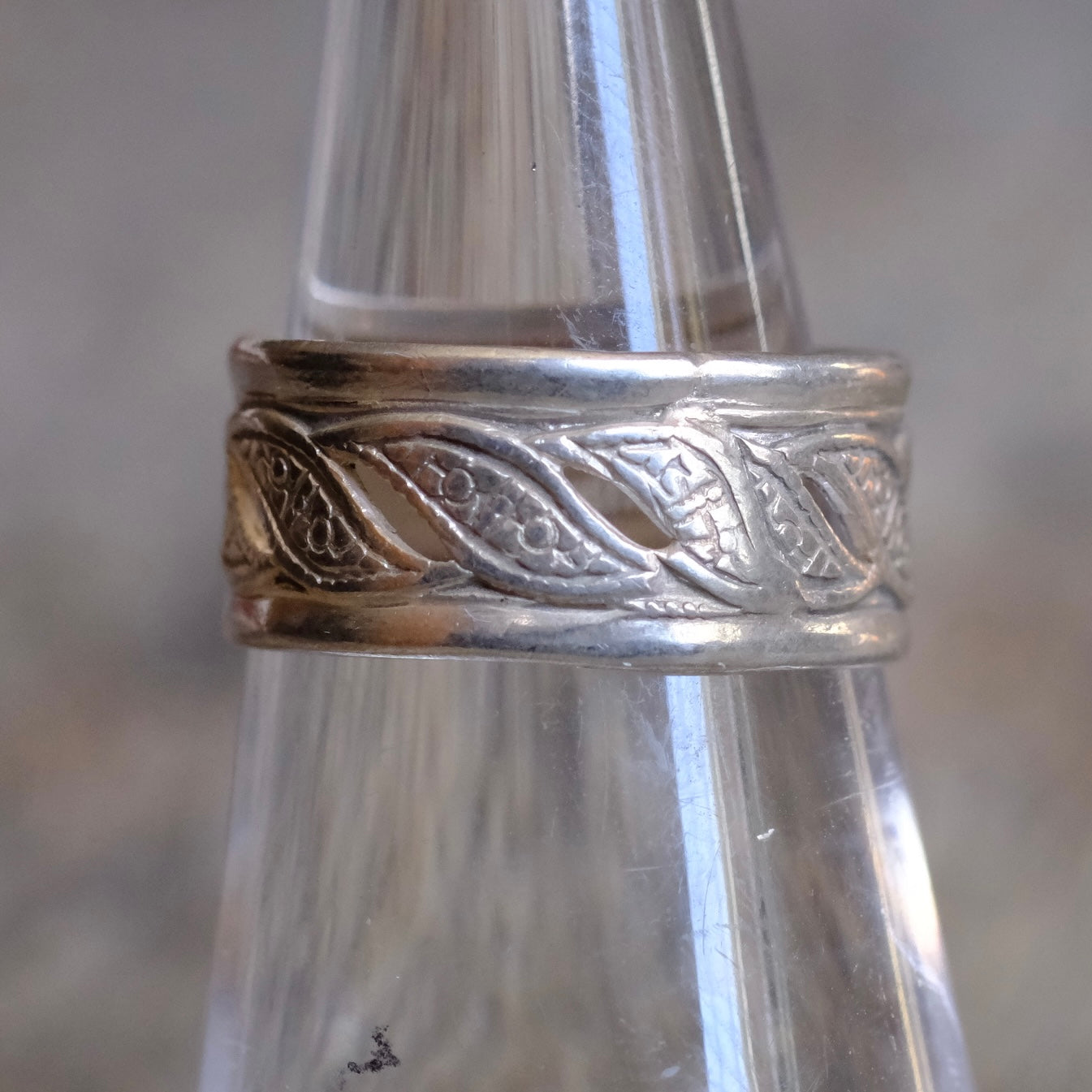 Vintage Sterling Silver Band Ring 6