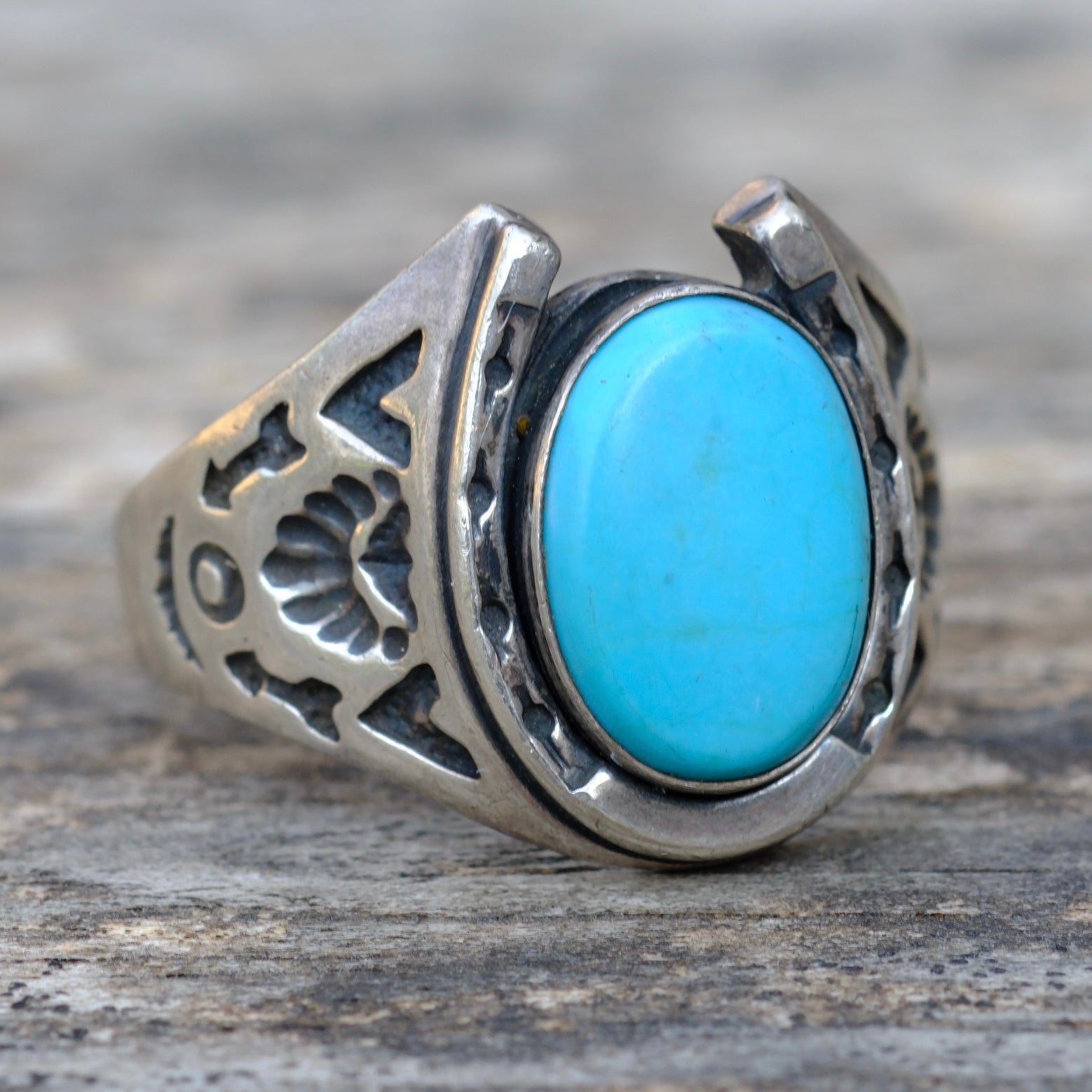 Vintage Sterling Turquoise Lucky Horseshoe Ring 11.5