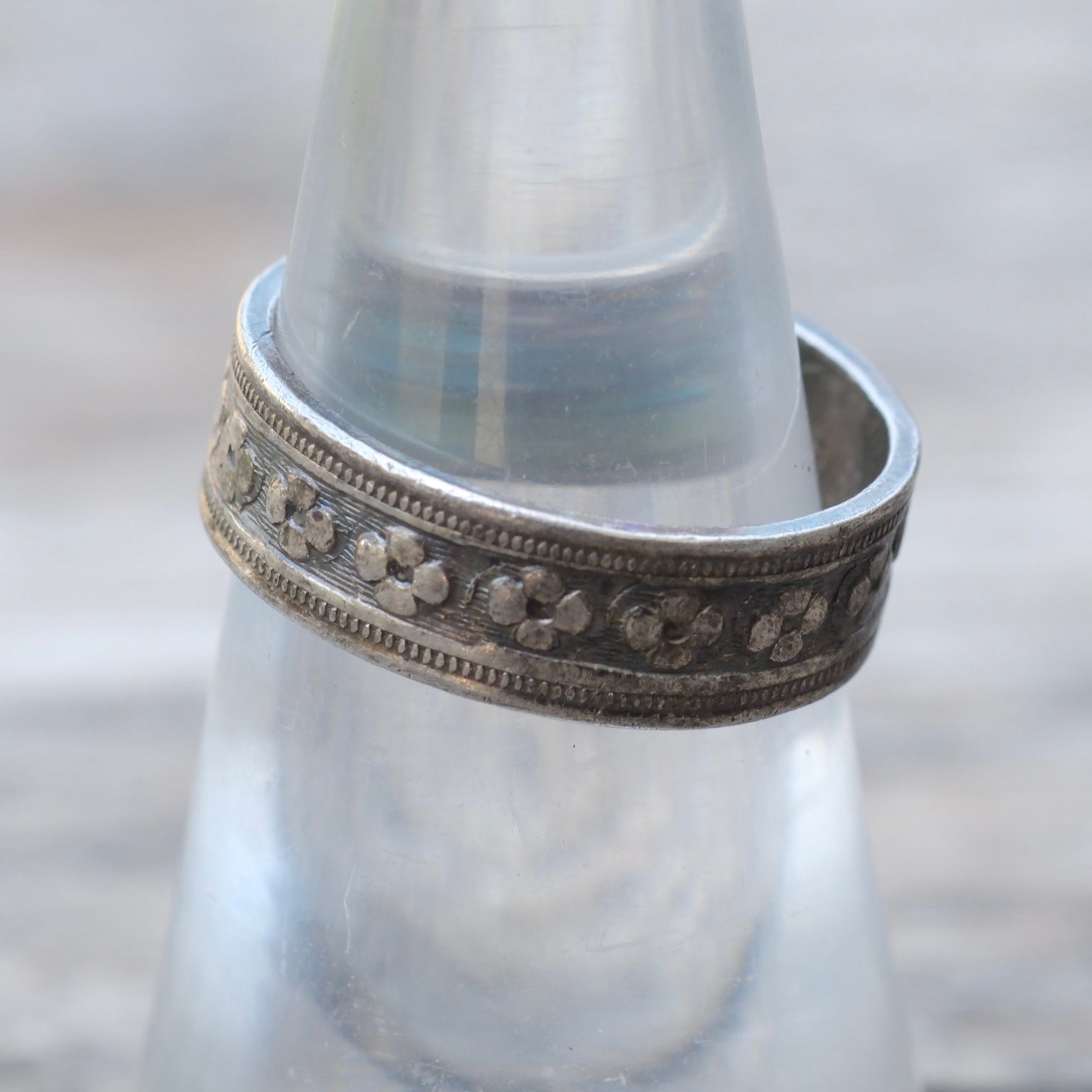 Vintage Sterling Floral Band Ring 6.75