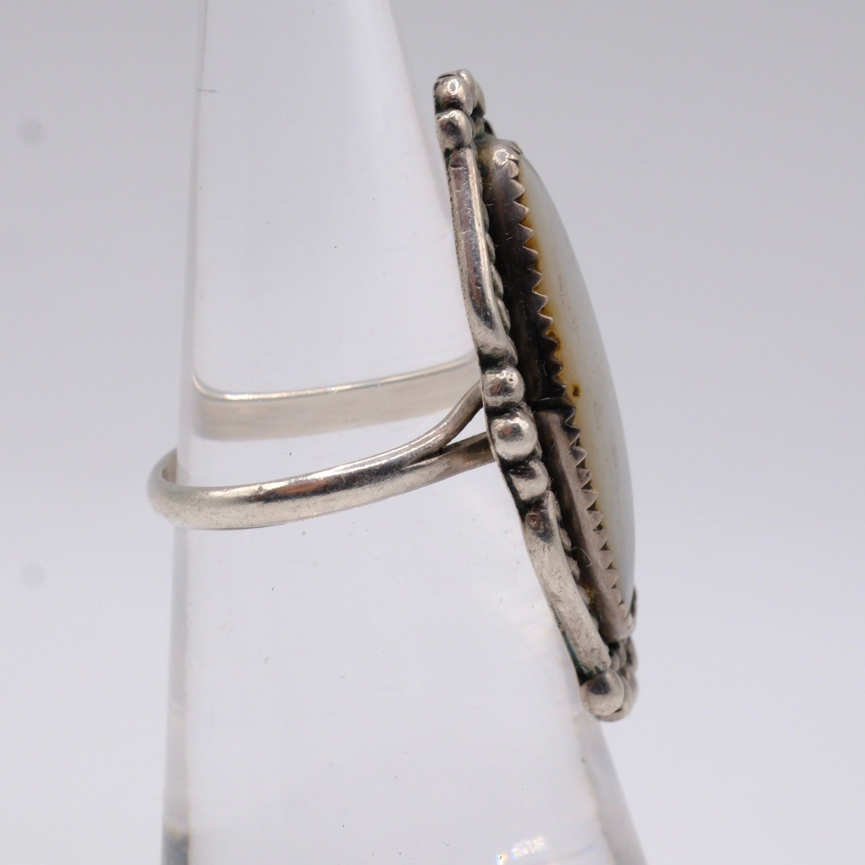 Vintage Sterling Mother Of Pearl Ring 5.25