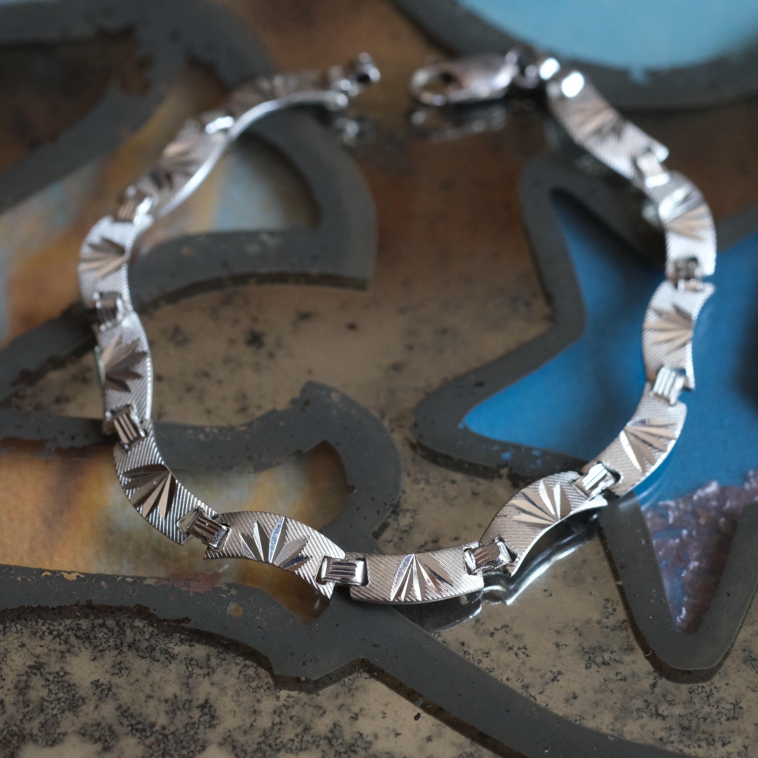 Vintage Sterling Silver Diamond Cut Bracelet 7.5"
