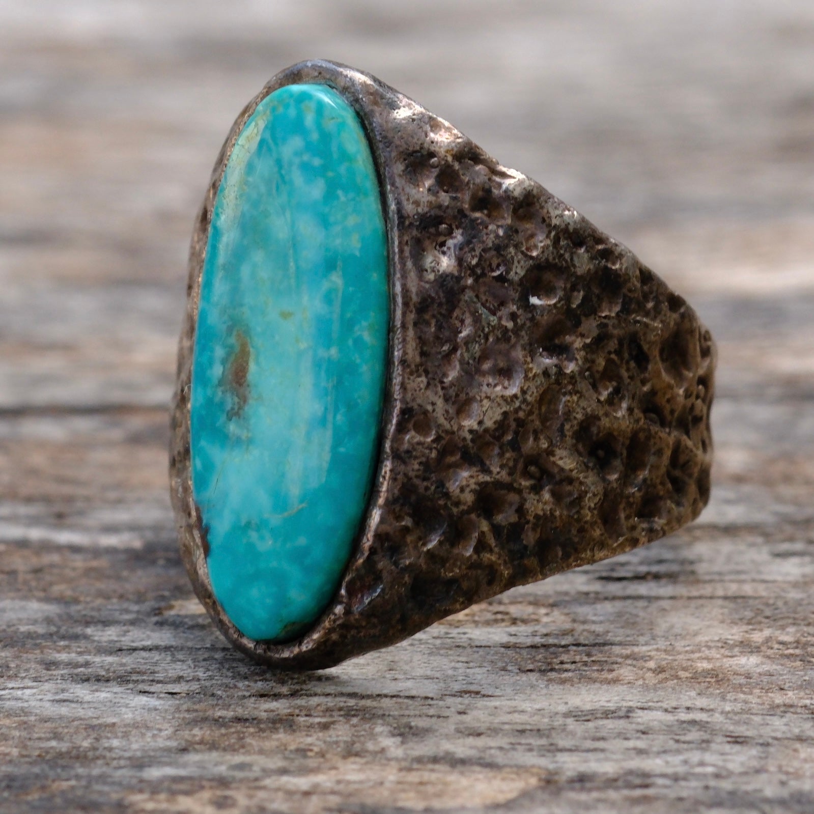 Vintage Sterling Turquoise Textured Band Ring 7