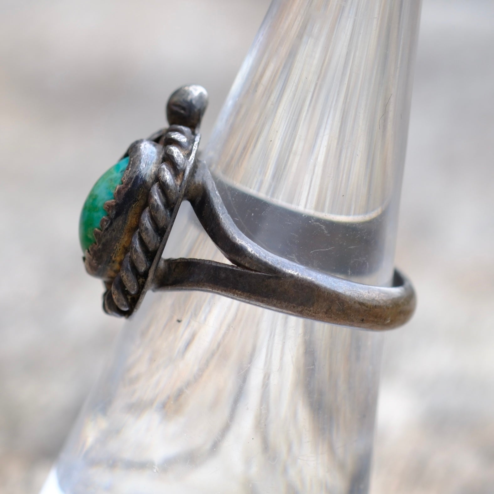 Vintage Sterling Turquoise Roper Ring 6.75