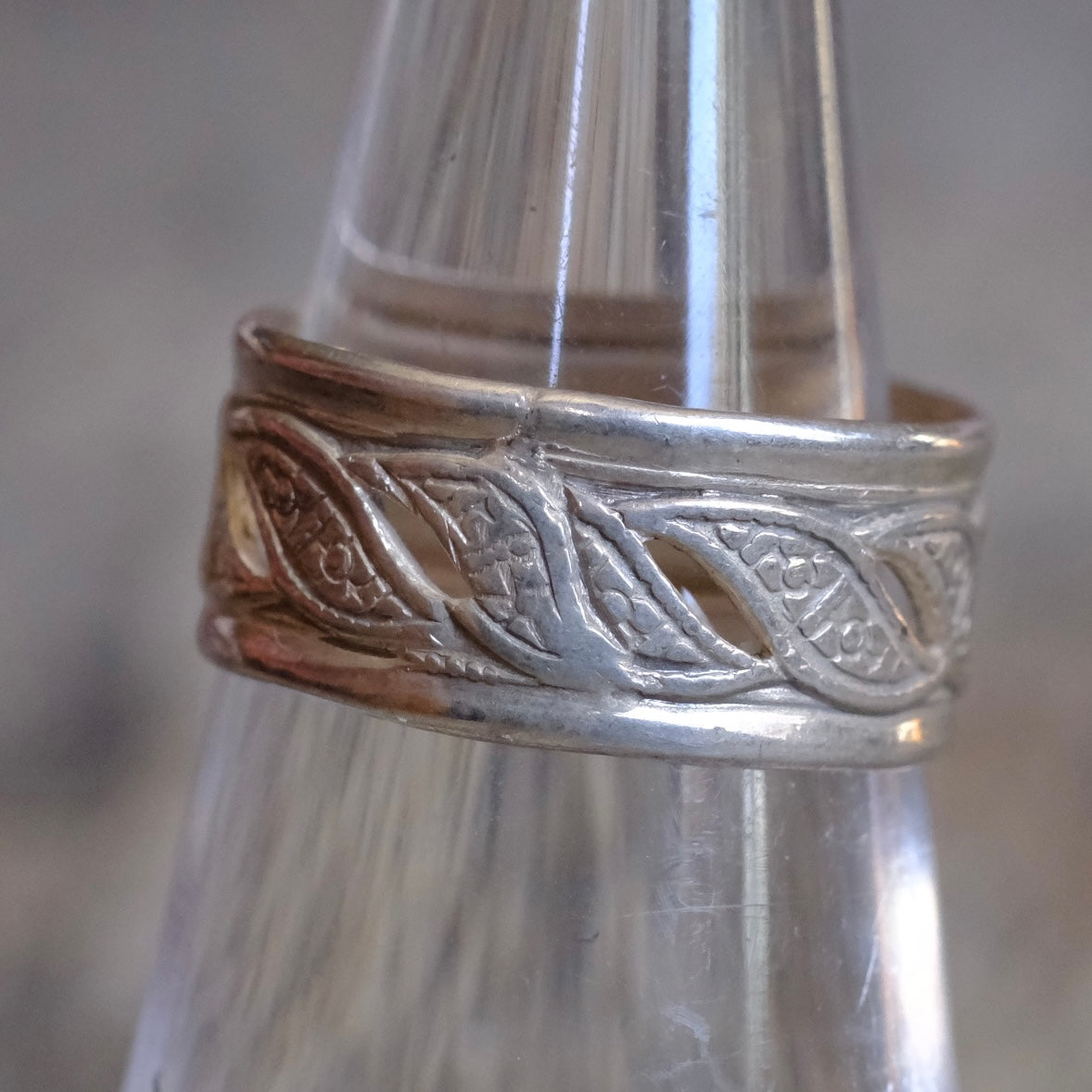 Vintage Sterling Silver Band Ring 6