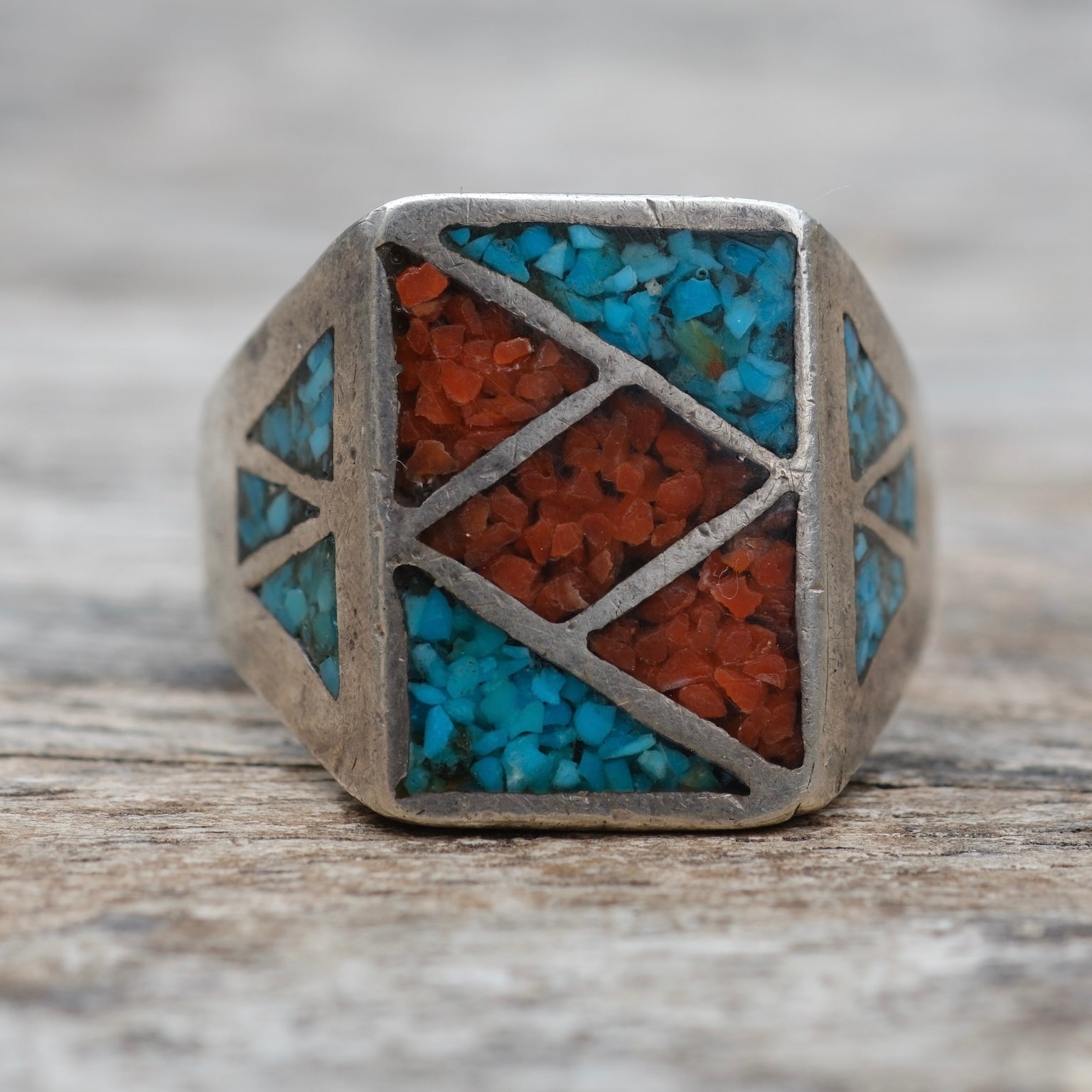 Vintage Sterling Crushed Turquoise and Coral Inlay Ring 10.25