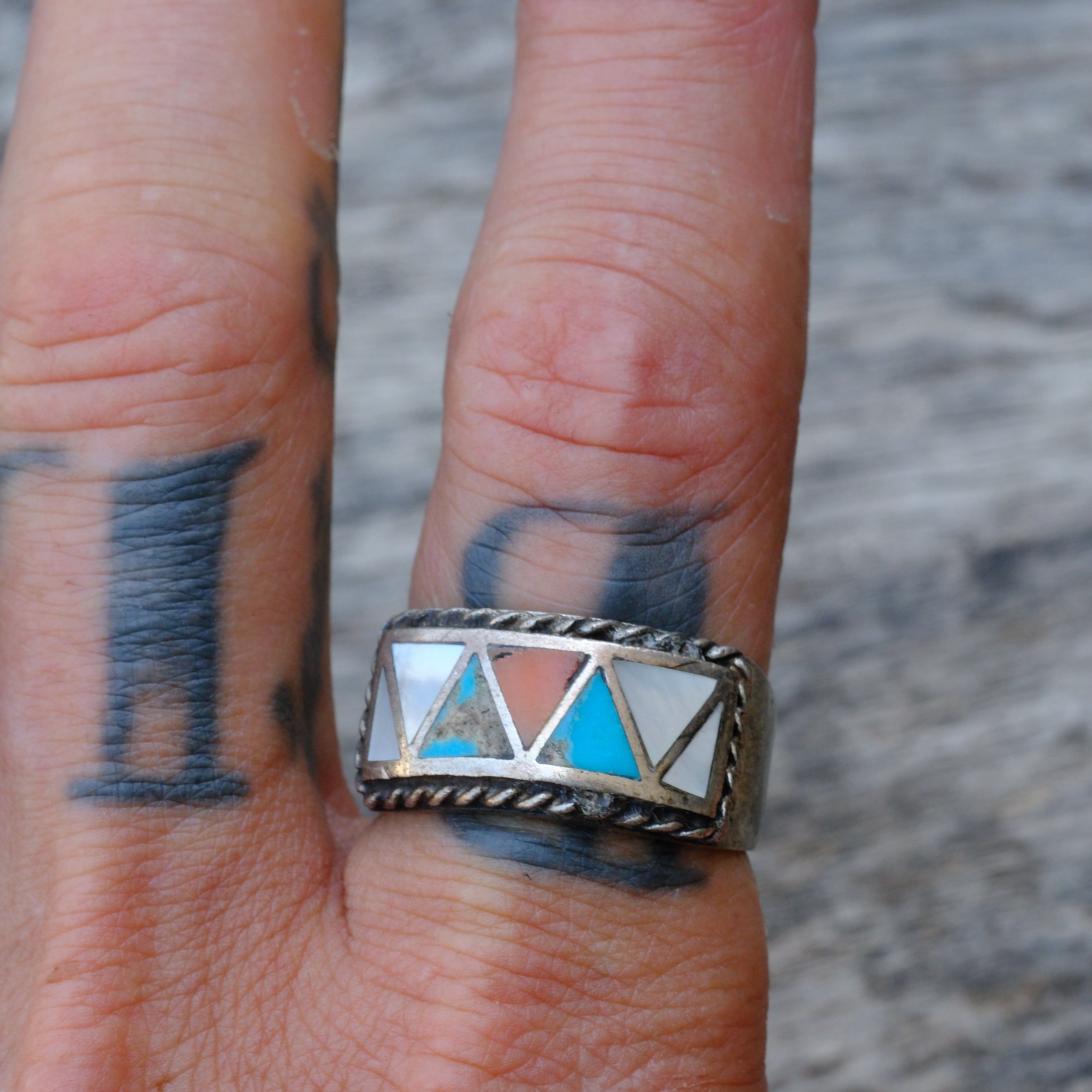 Vintage Sterling Turquoise Spiny Oyster and MOP Inlay Band Ring 10.75