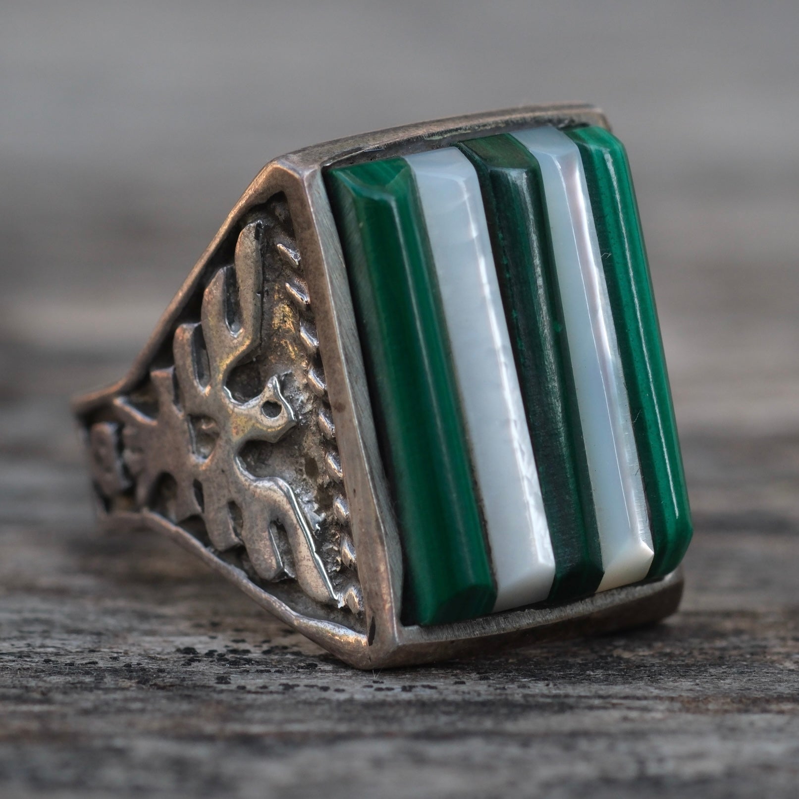 Vintage Sterling Malachite and Mother Of Pearl Row Inlay Thunderbird Ring 10.5