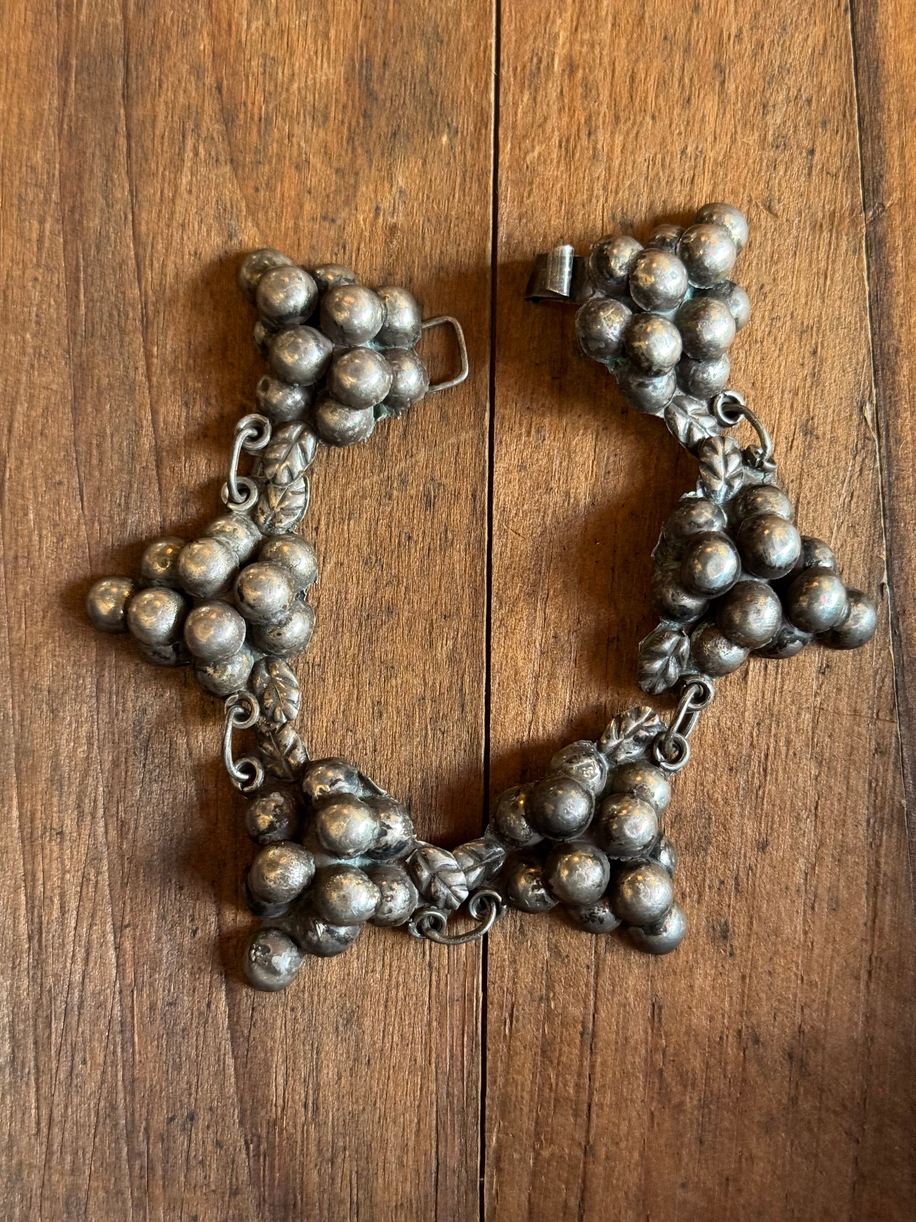 Vintage Sterling Silver Hollow Grape Link Bracelet