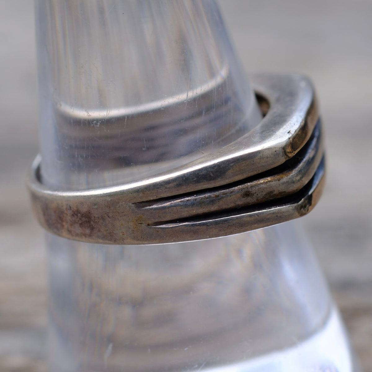 Vintage Sterling Silver Band Ring 8.25