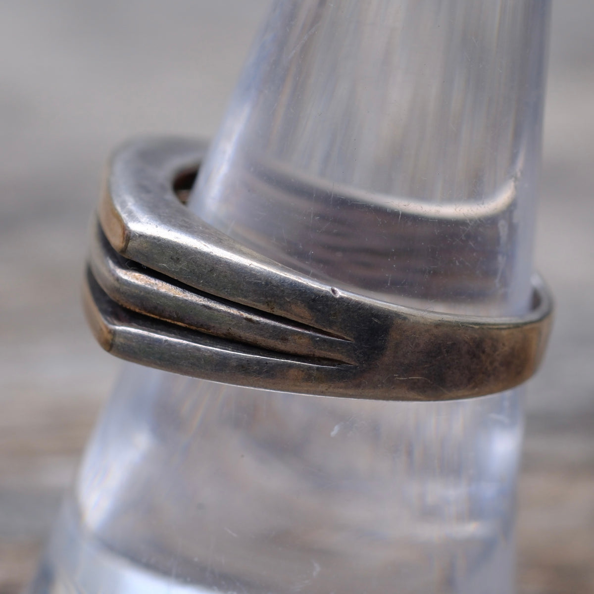 Vintage Sterling Silver Band Ring 8.25