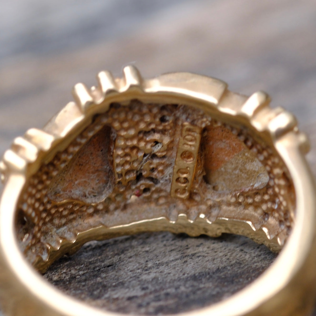 Vintage 10K Solid Gold and Diamond Leaf Ring 5