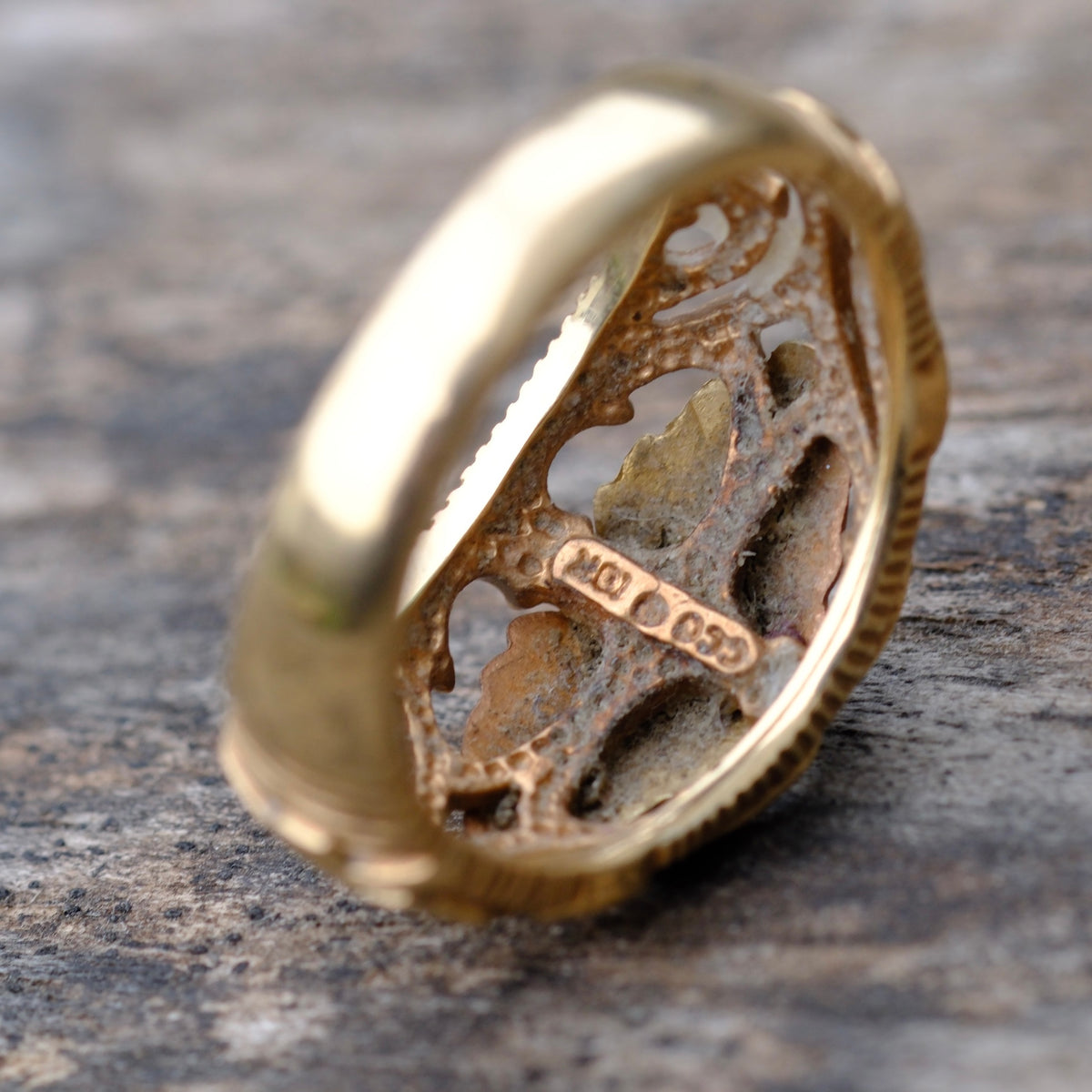 Vintage 10K Solid Gold Leaf Ring 4.75