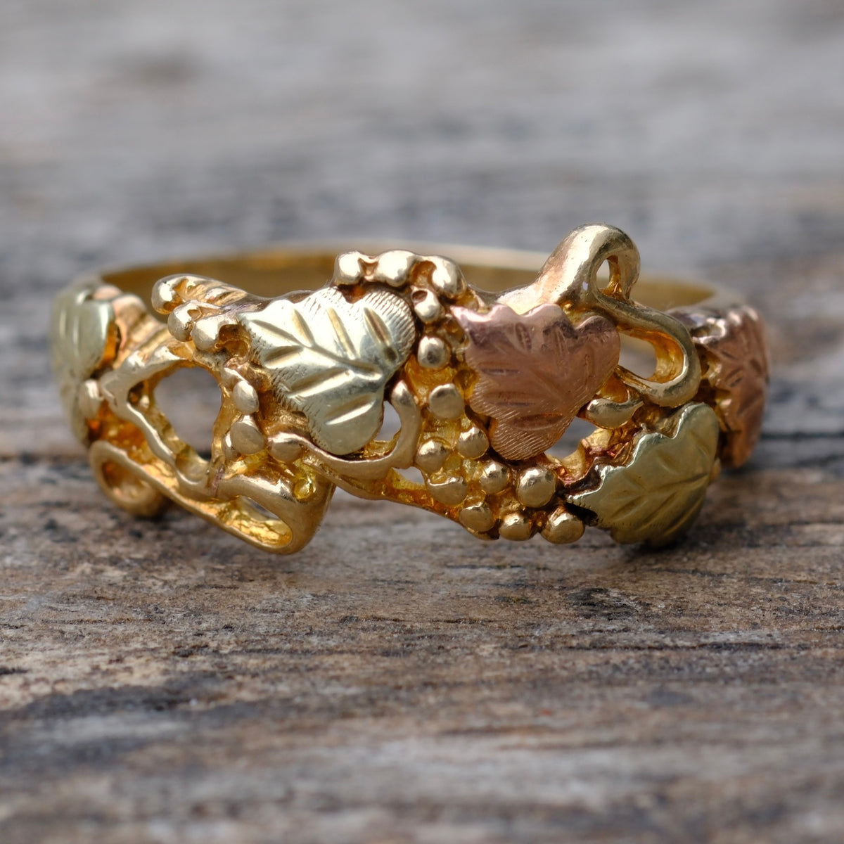 Vintage 10K Solid Gold Leaf Ring 8.5