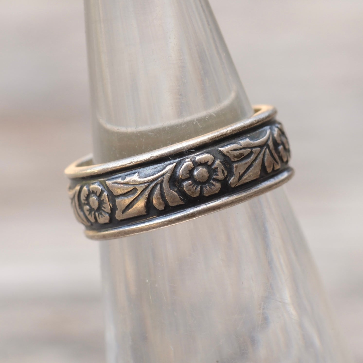 Vintage Sterling Floral Band Ring 3.75