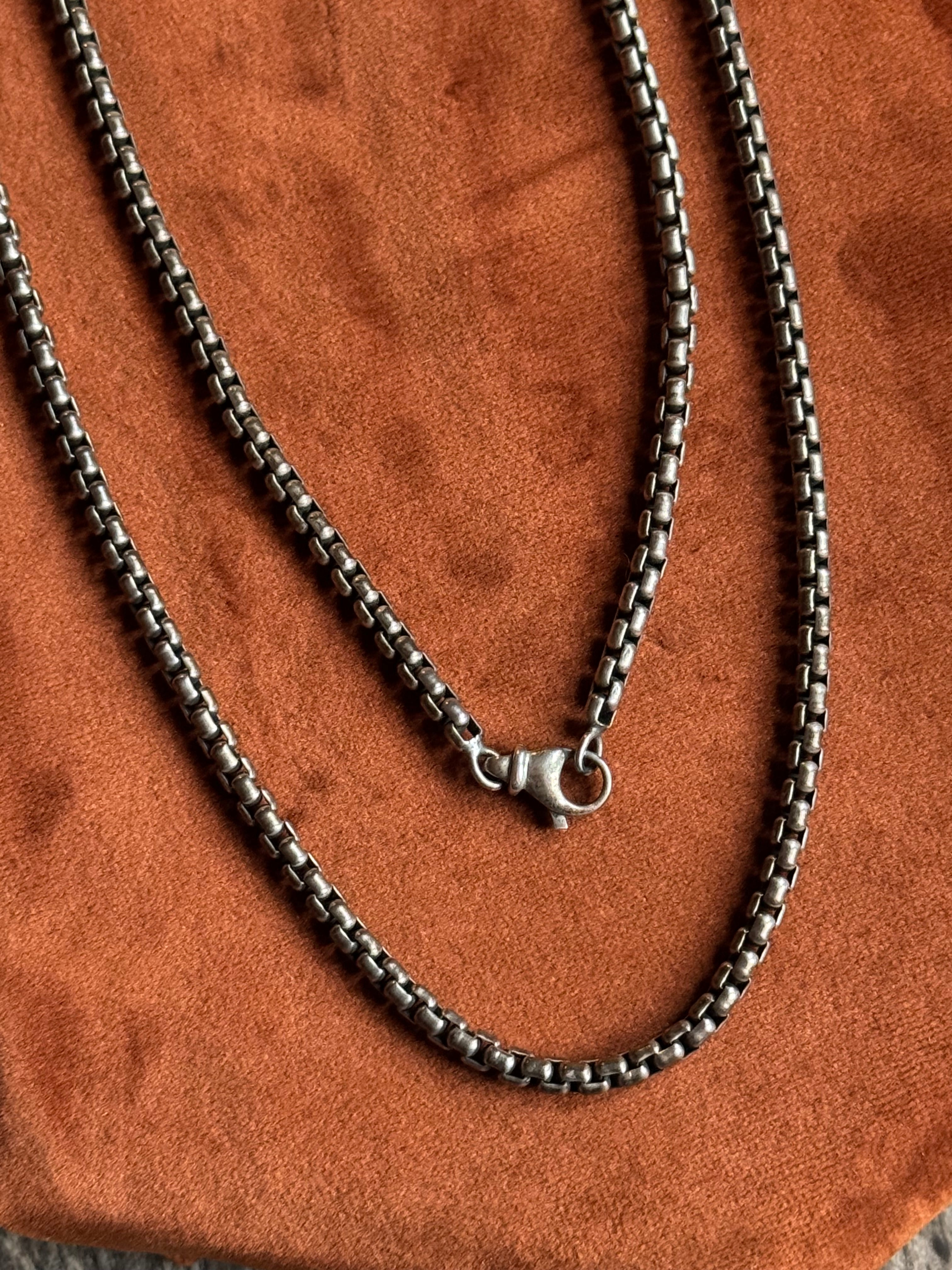 Vintage Sterling Silver 32” Round Box Chain