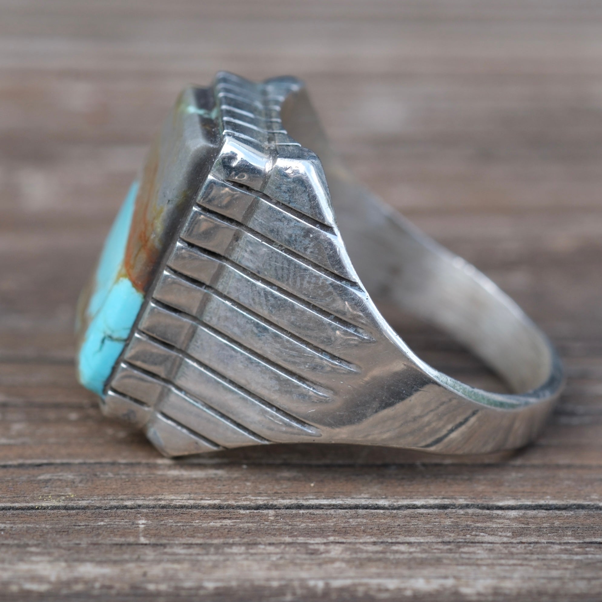 Vintage Sterling Turquoise Ribbed Band Ring 12.75