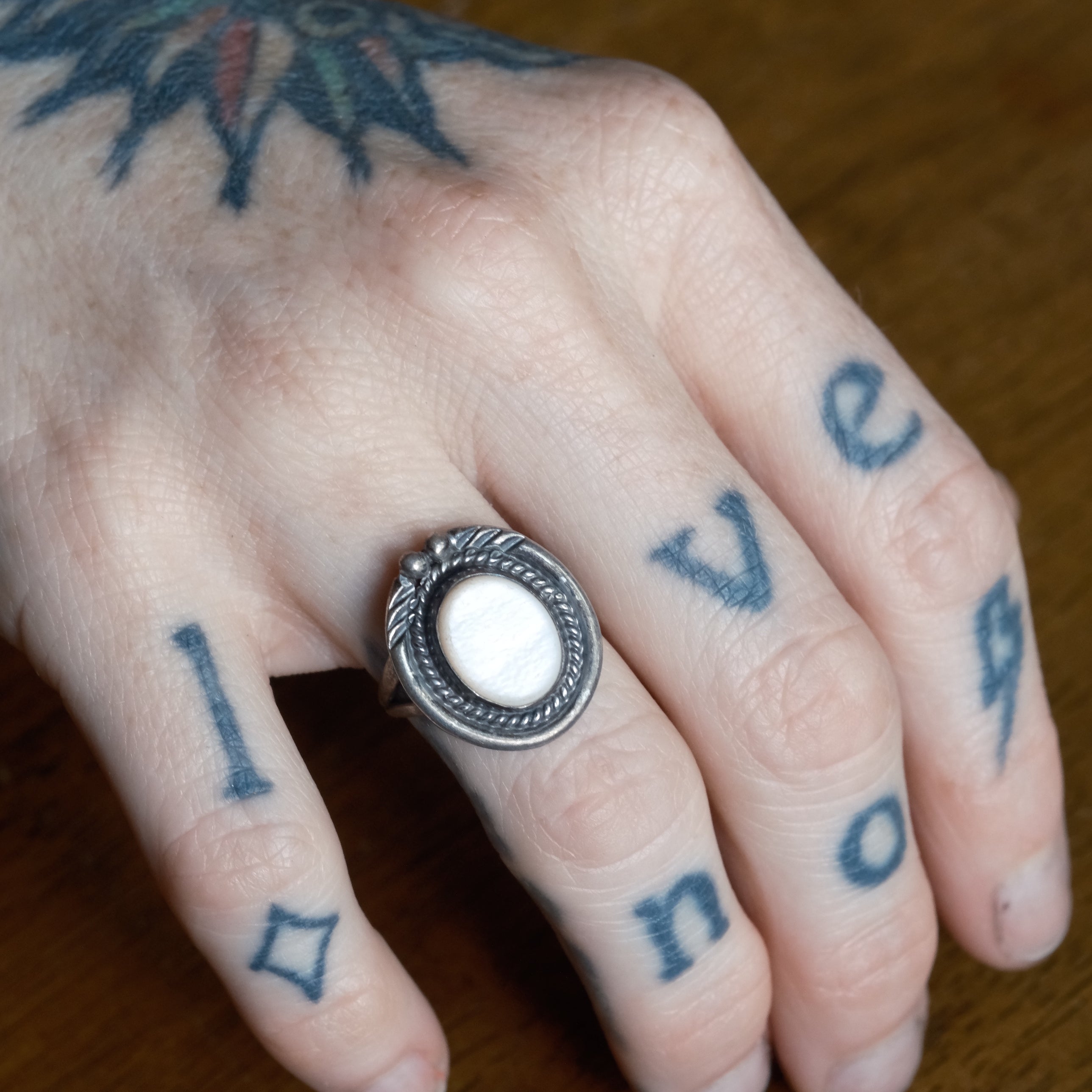 Vintage Sterling Mother Of Pearl Roper Ring 6.5