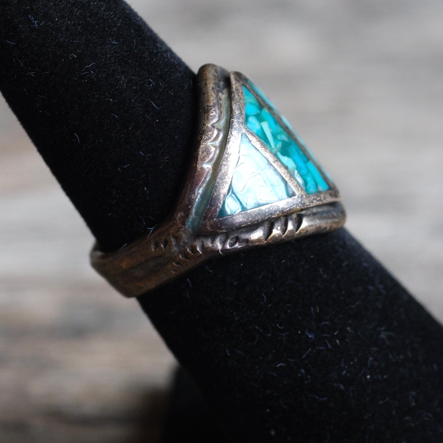 Vintage Sterling Crushed Turquoise Inlay Ring 5