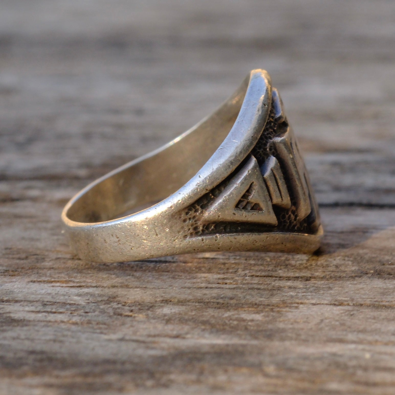 Vintage Sterling Silver Bells Trading Post Thunderbird Ring 5.5
