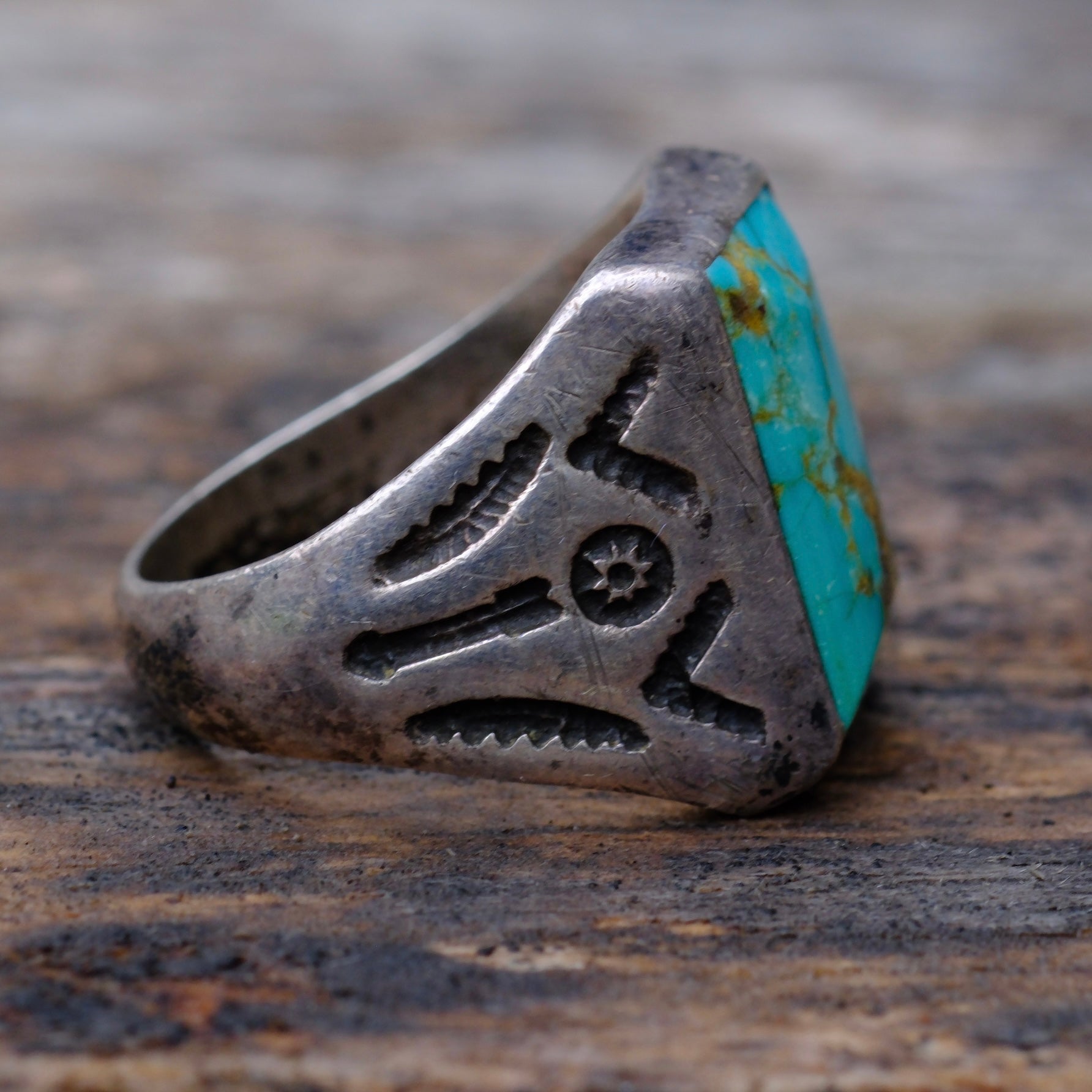 Vintage Sterling Bells Trading Post Stamped Ring 10