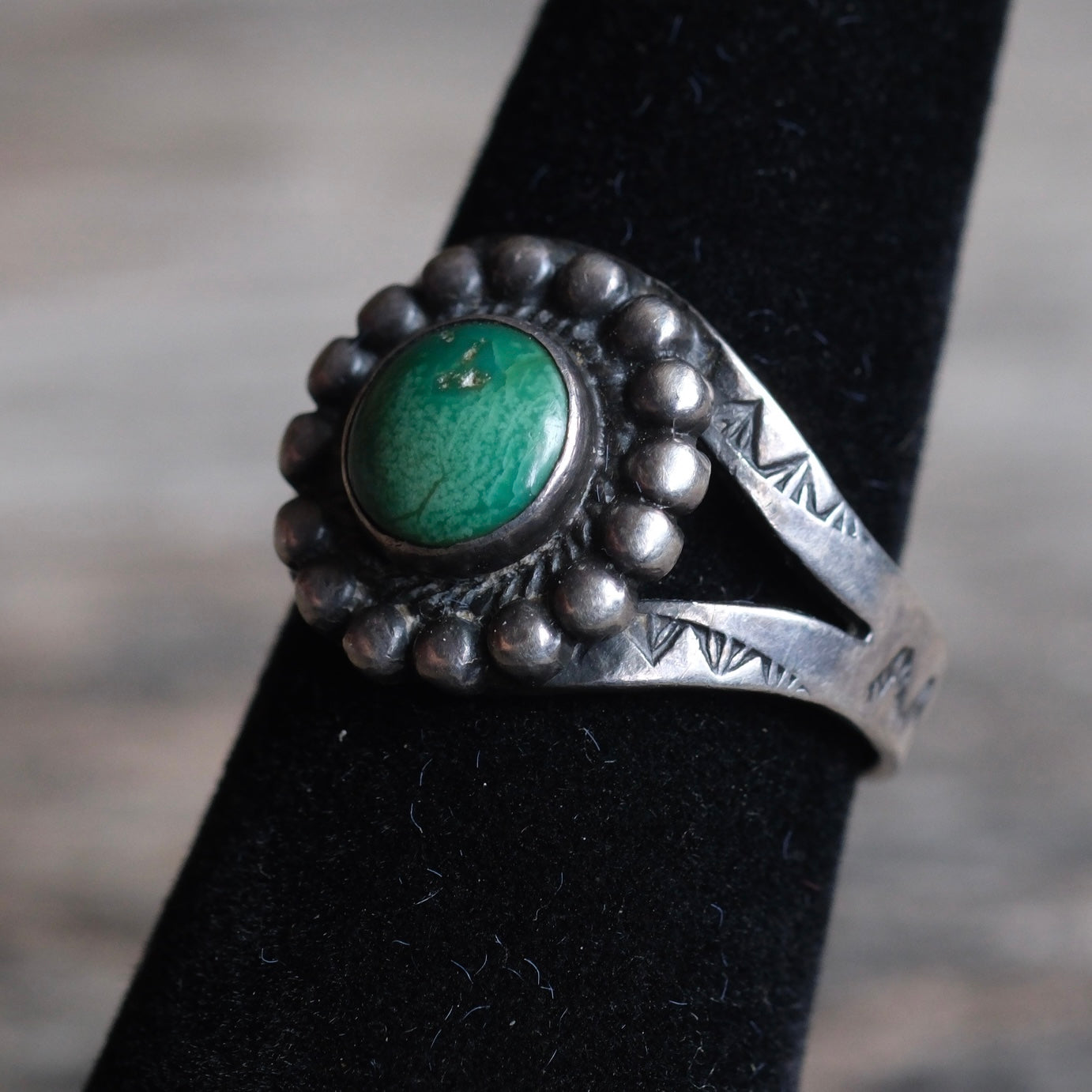 Vintage Sterling Turquoise Stamped Band Ring 5.5