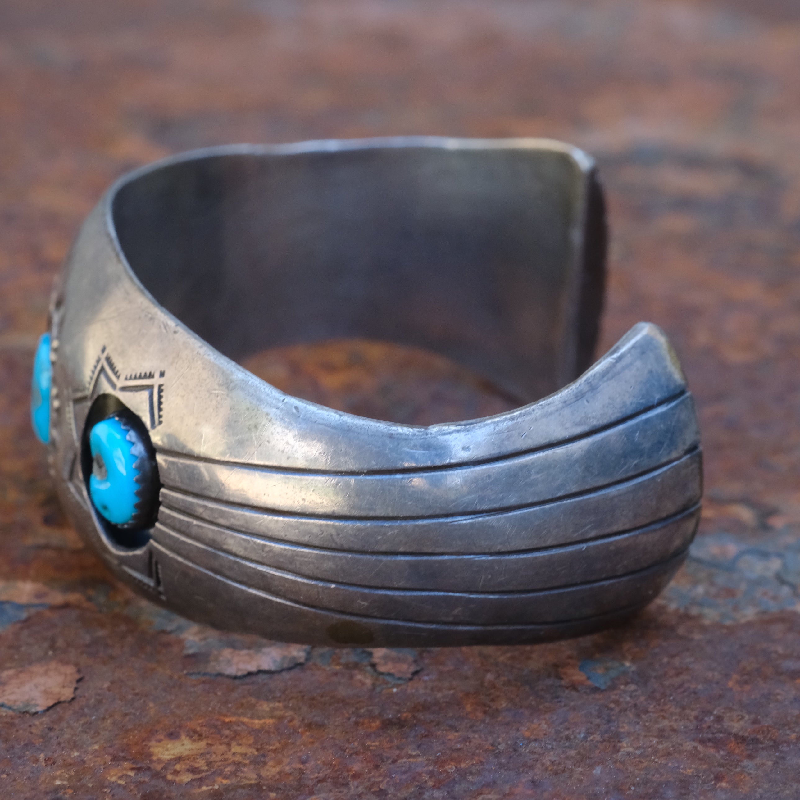 Vintage Sterling 3-Stone Turquoise Shadowbox Cuff Bracelet