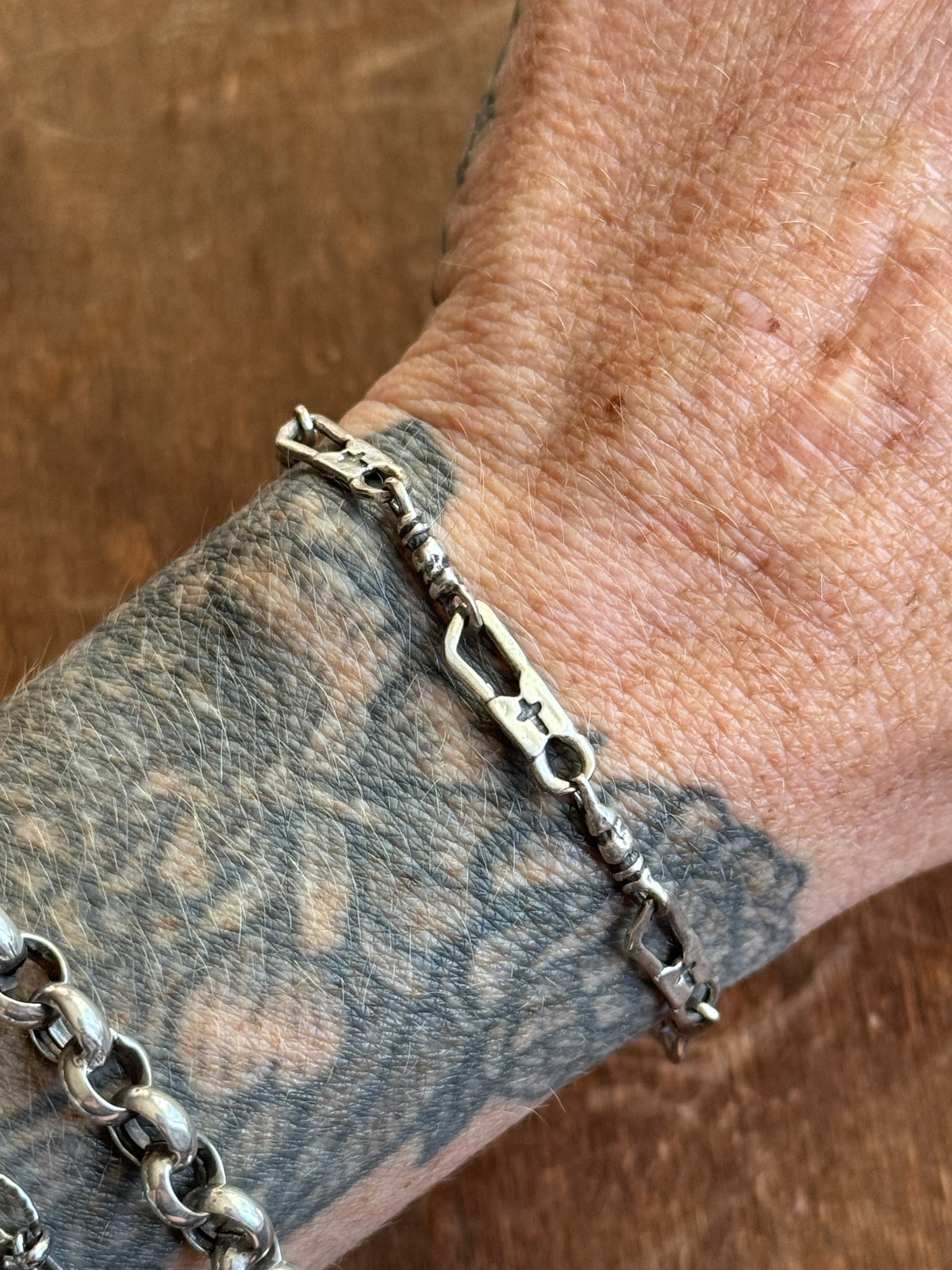 Vintage Sterling Silver 7” Cross Link Chain Bracelet