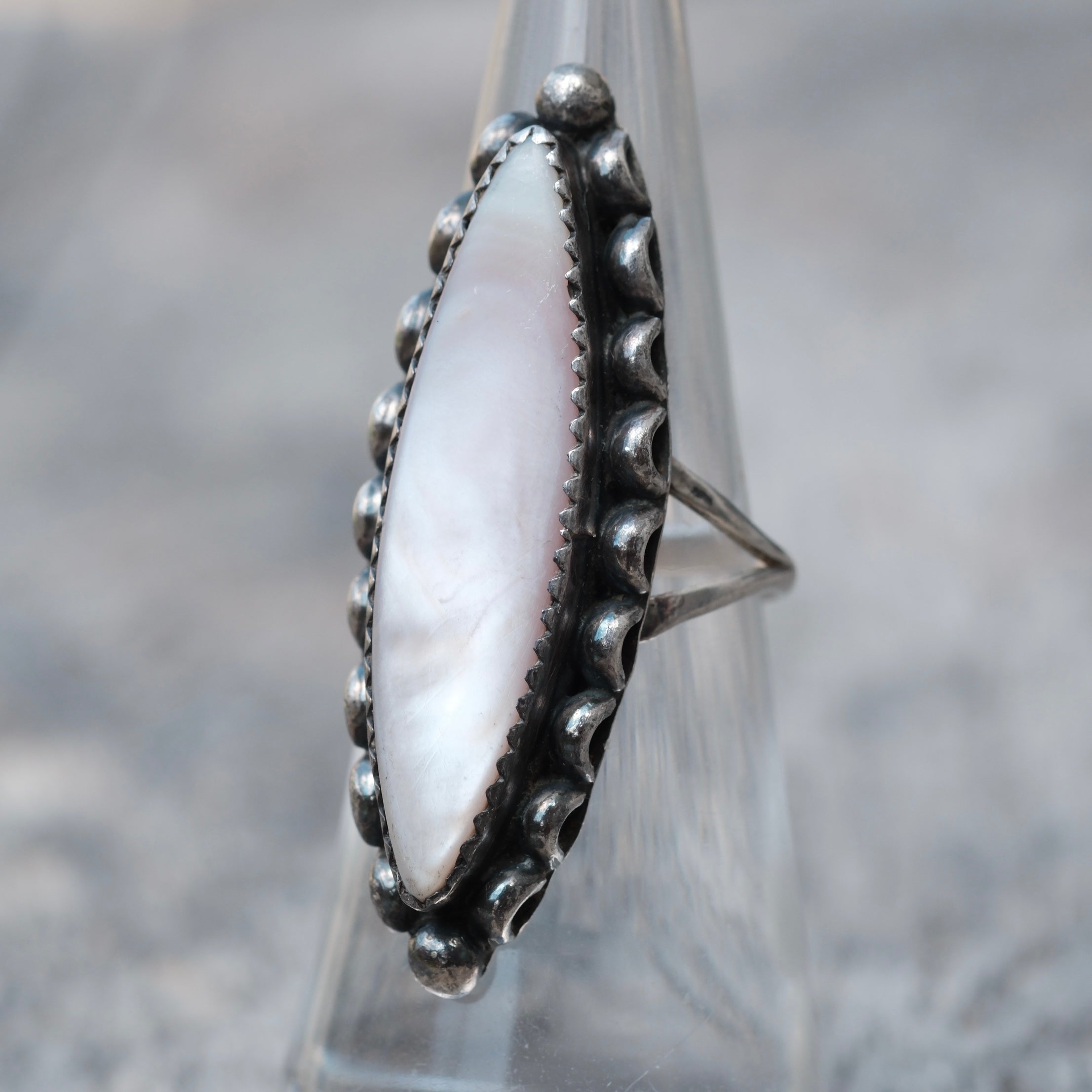Vintage Sterling Mother Of Pearl Ring 5.75