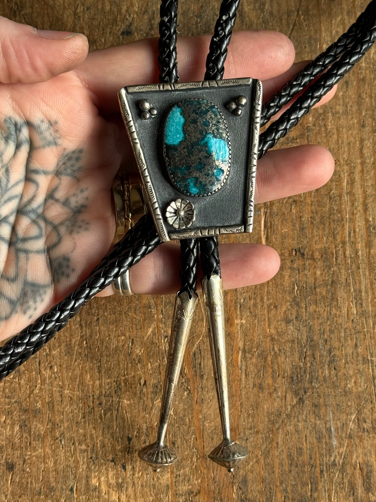 Vintage Sterling Silver Turquoise Flower Shield Bolo