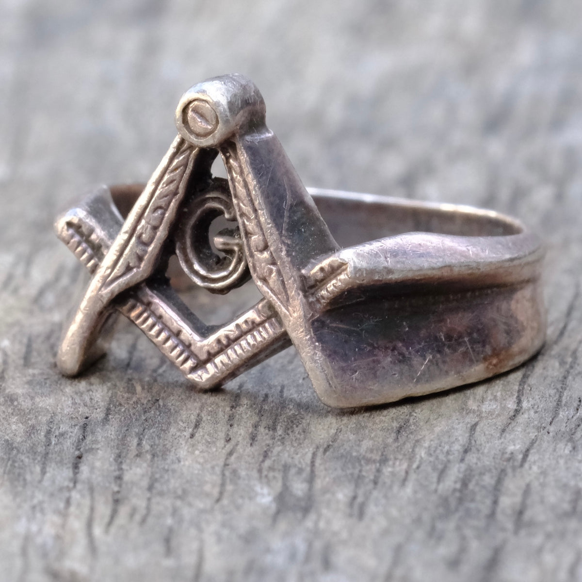 Vintage Sterling Free Masons Ring 8.75