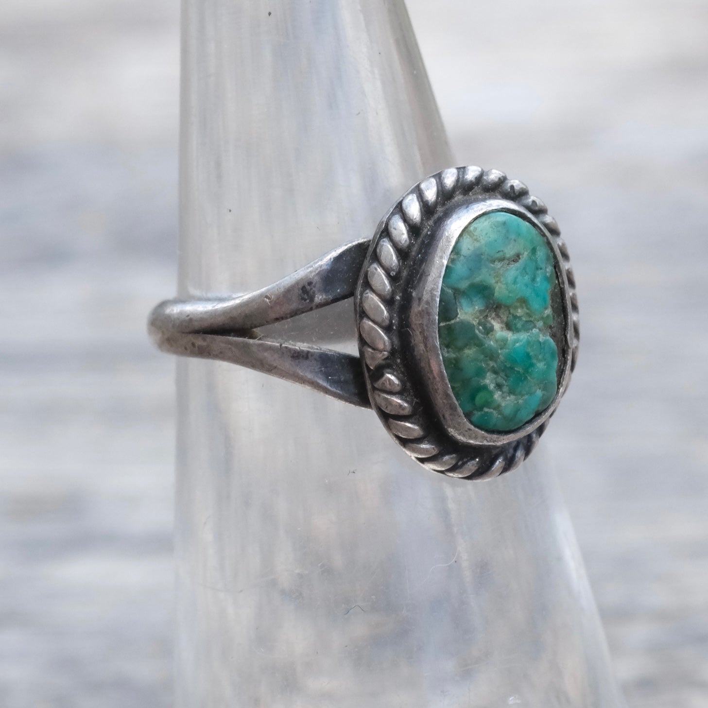 Vintage Sterling Turquoise Roper Ring 4.5