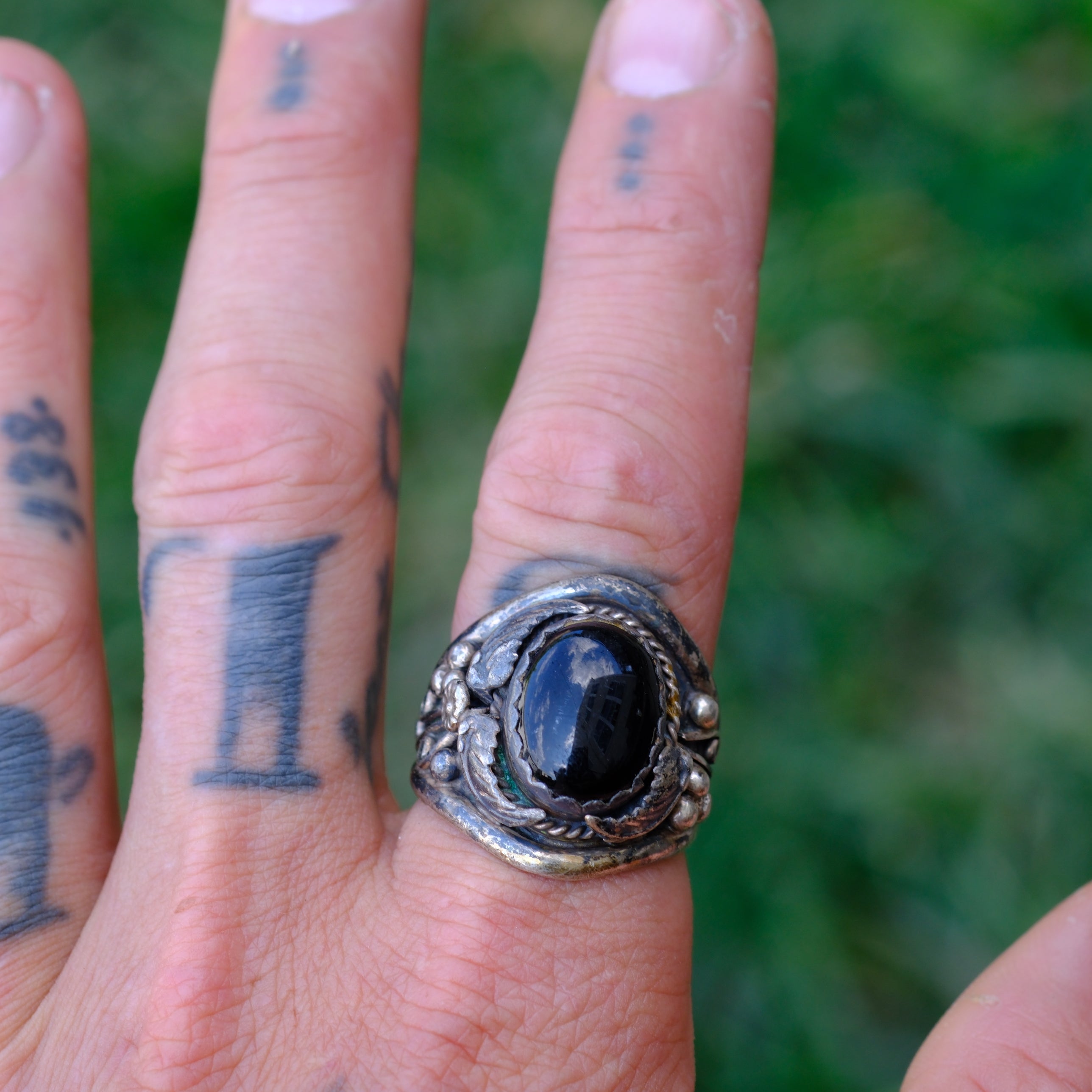 Vintage Sterling Onyx Feather Ring 11.25