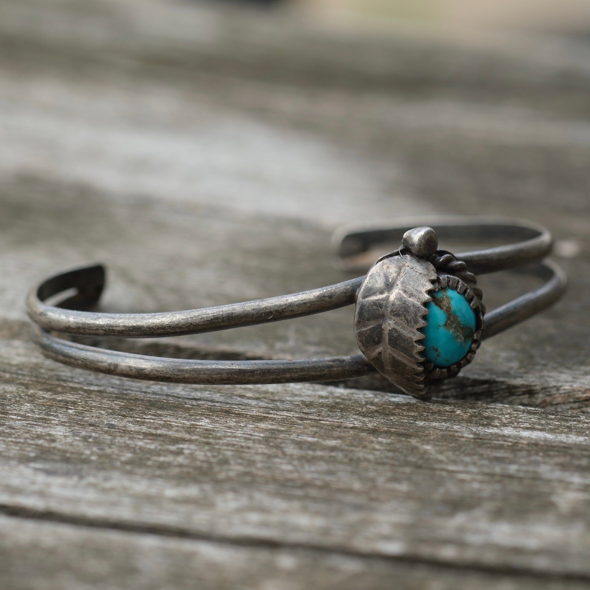Vintage STerling Turquoise Feather Cuff