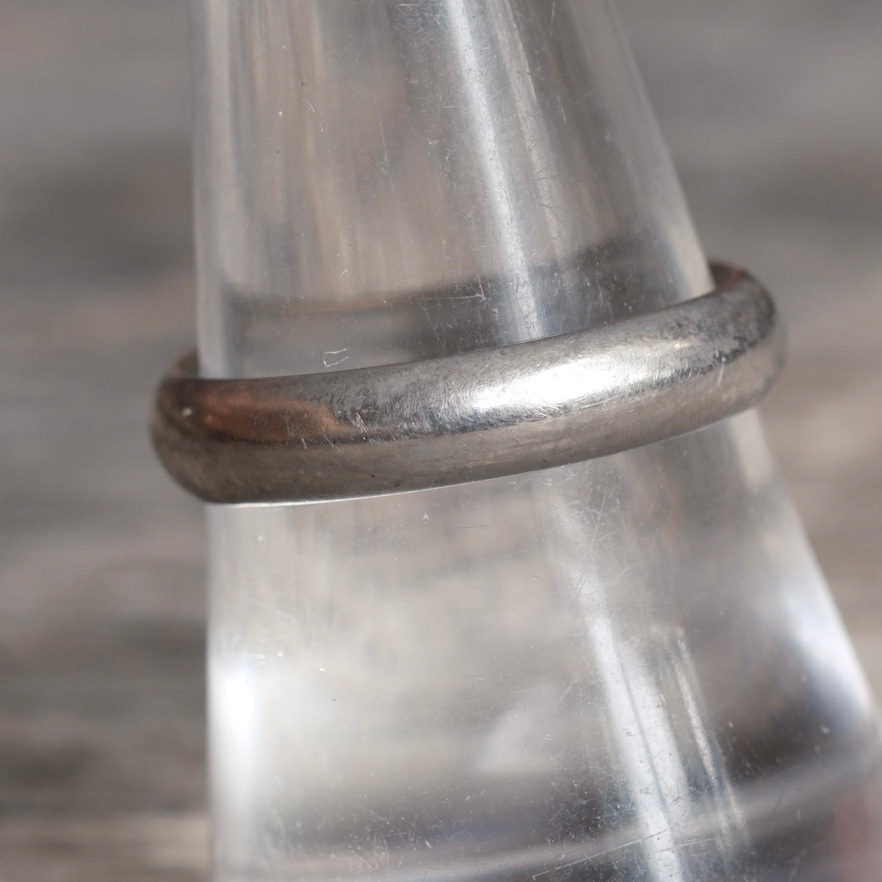 Vintage Sterling Silver Band Ring 8.75