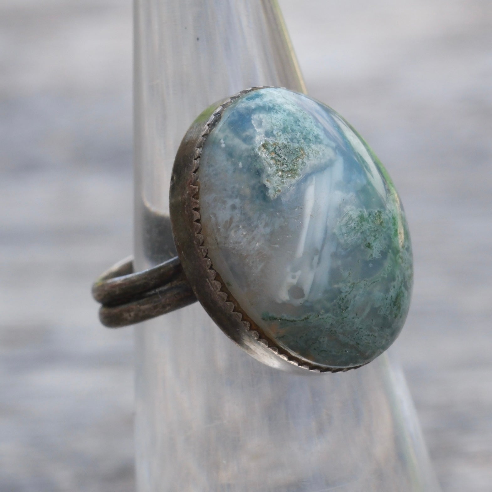 Vintage Sterling Green Agate Ring 5