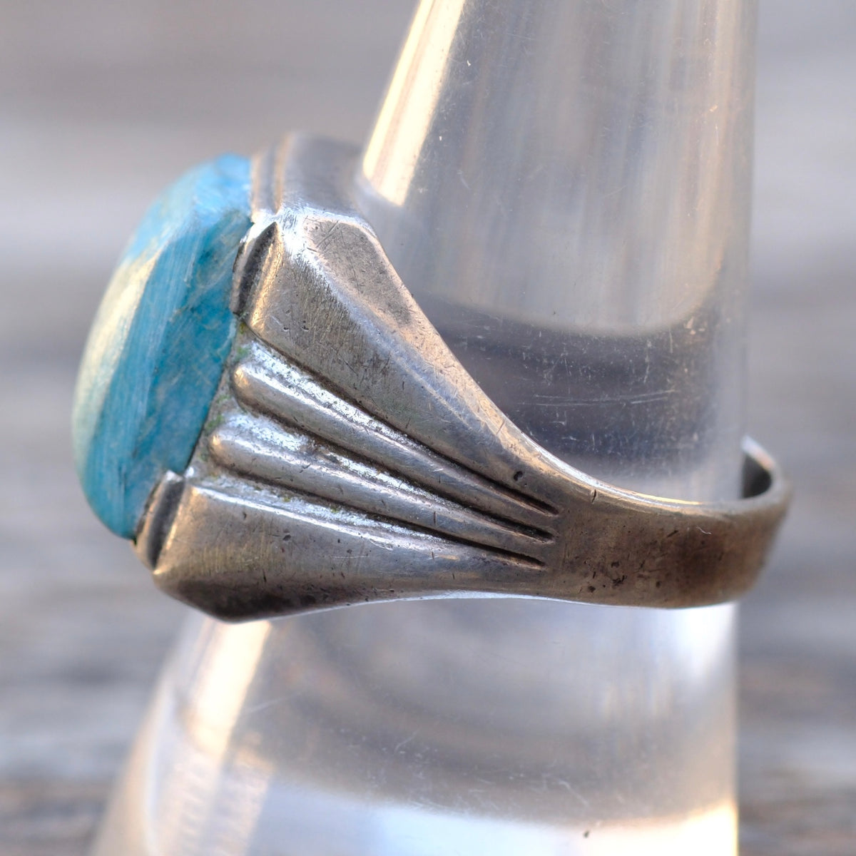 Vintage Sterling Turquoise Ribbed Band Ring 10