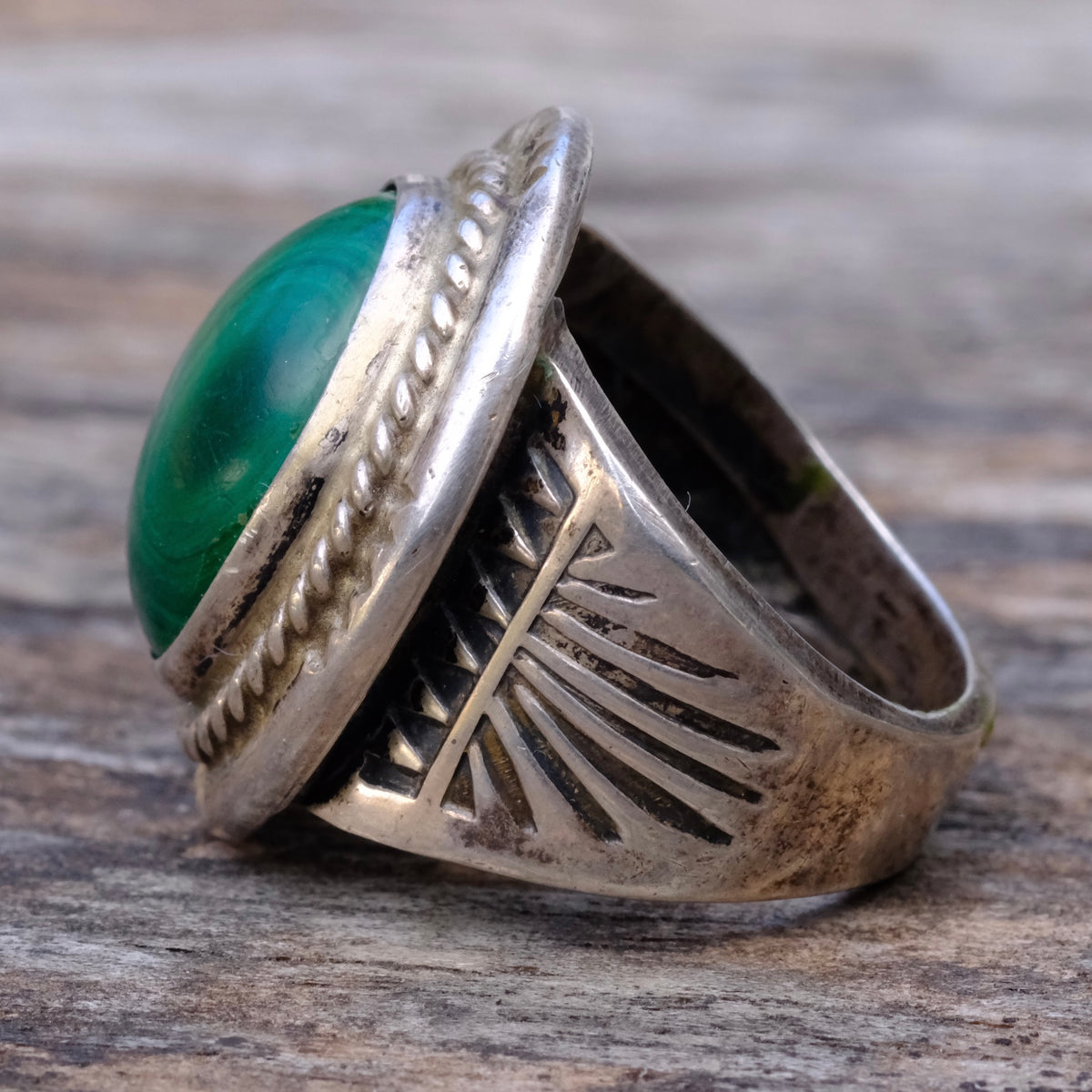 Vintage Sterling Malachite Stamped Band Ring 7.75
