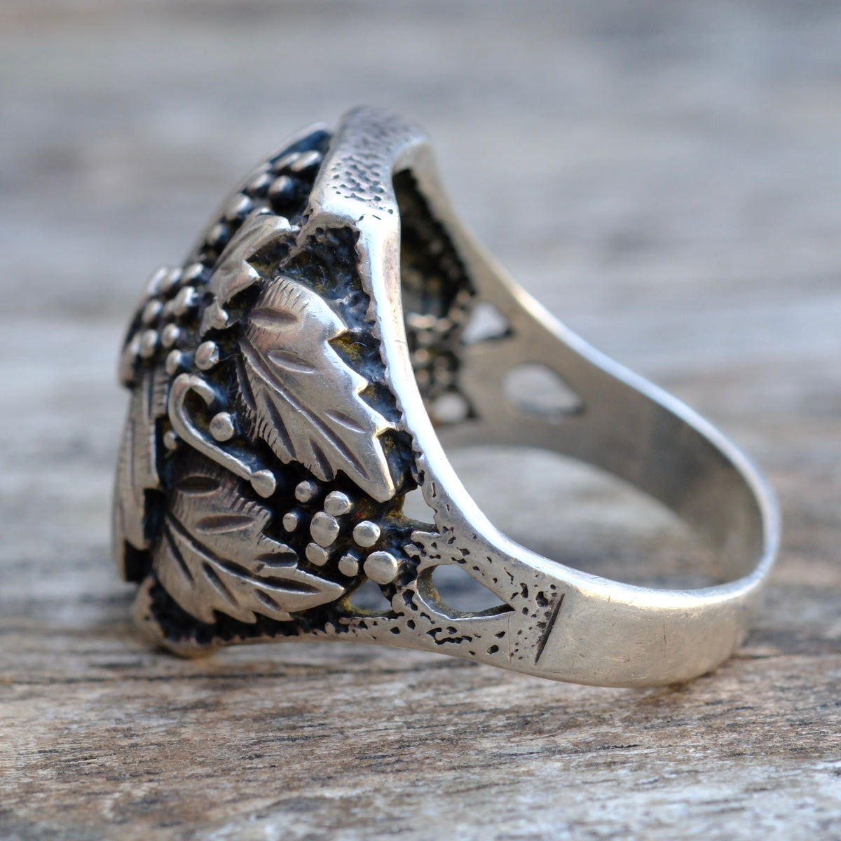Vintage Sterling Silve Leaf Ring 12
