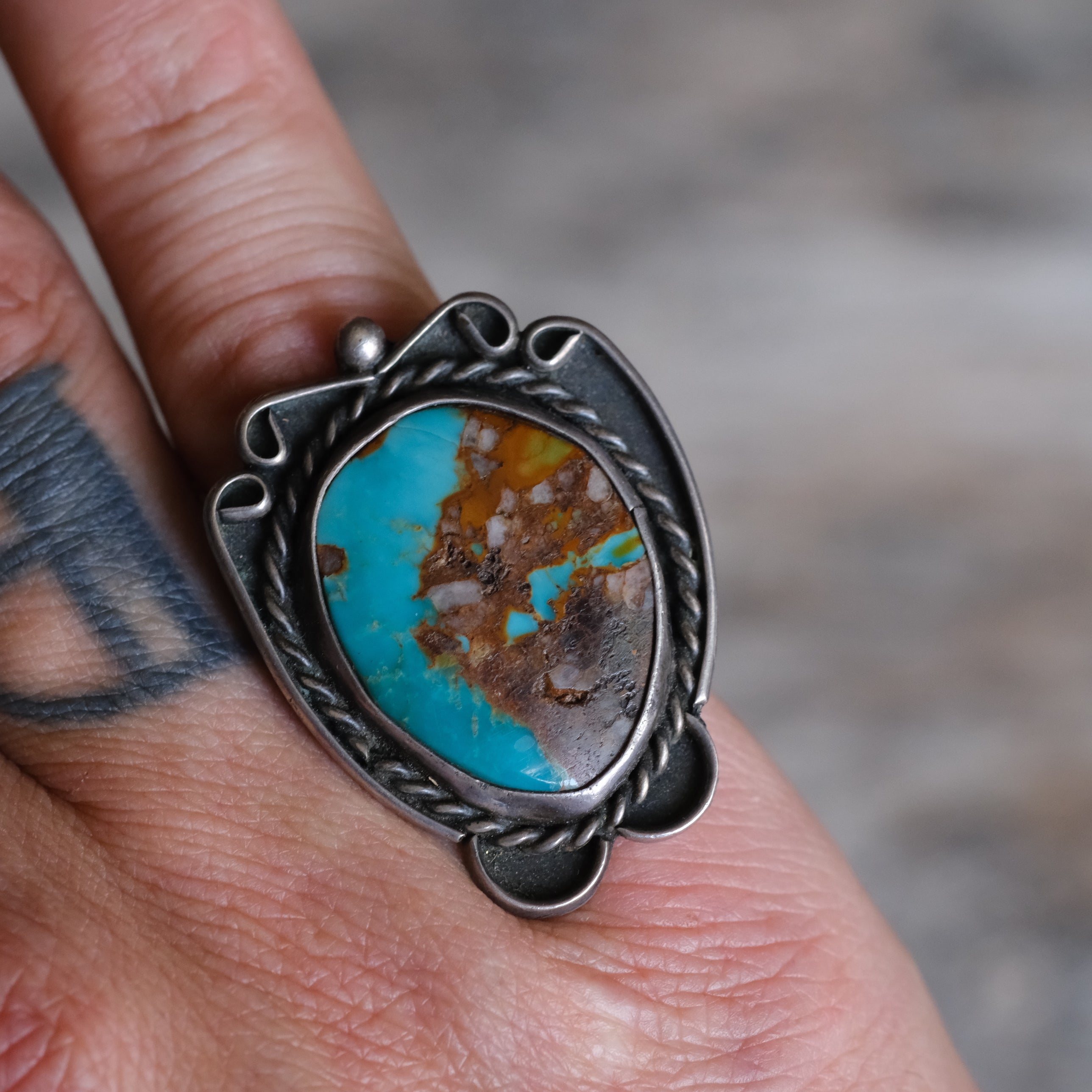 Vintage Sterling Turquoise Roper Ring 7.25